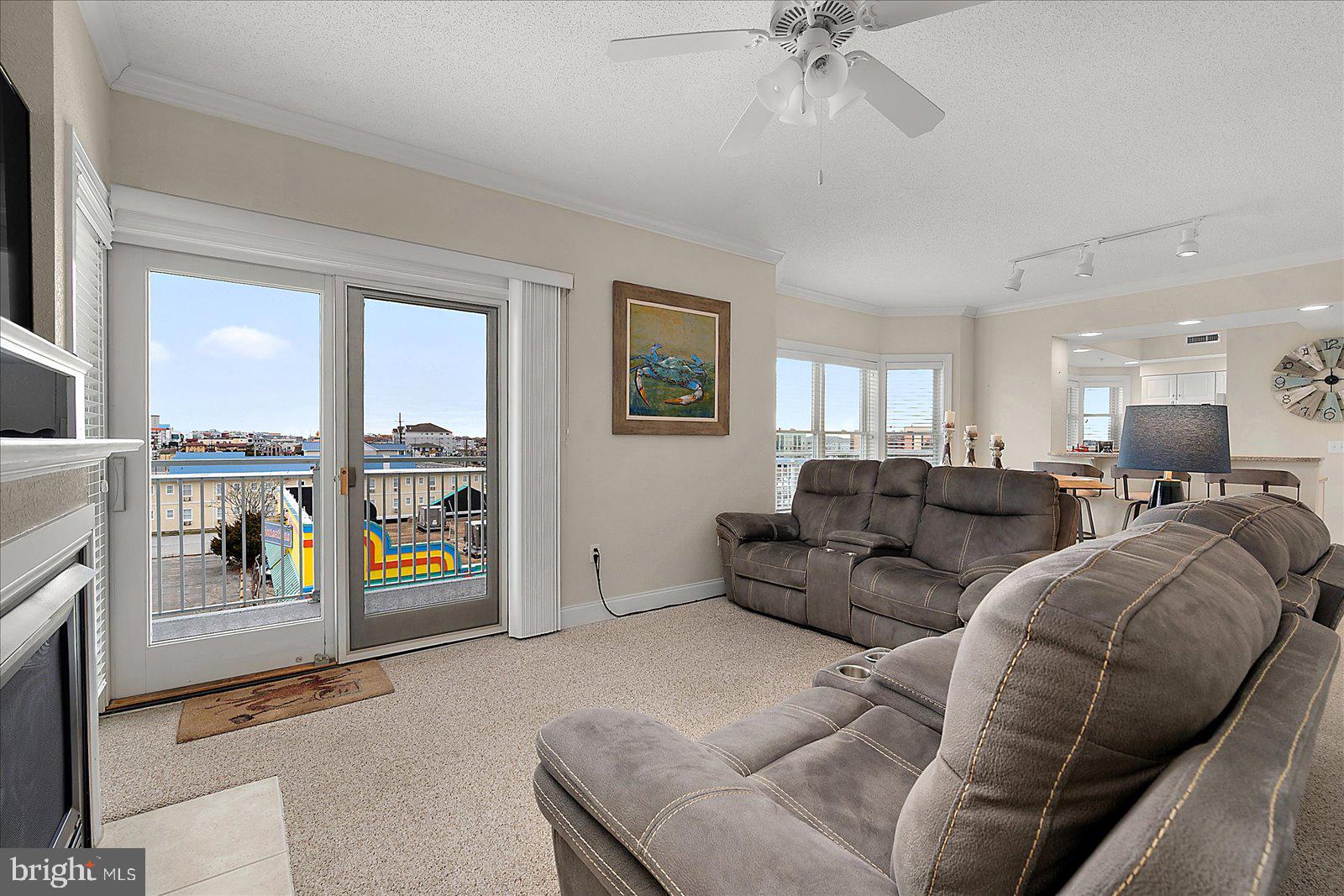 102 25TH STREET 302