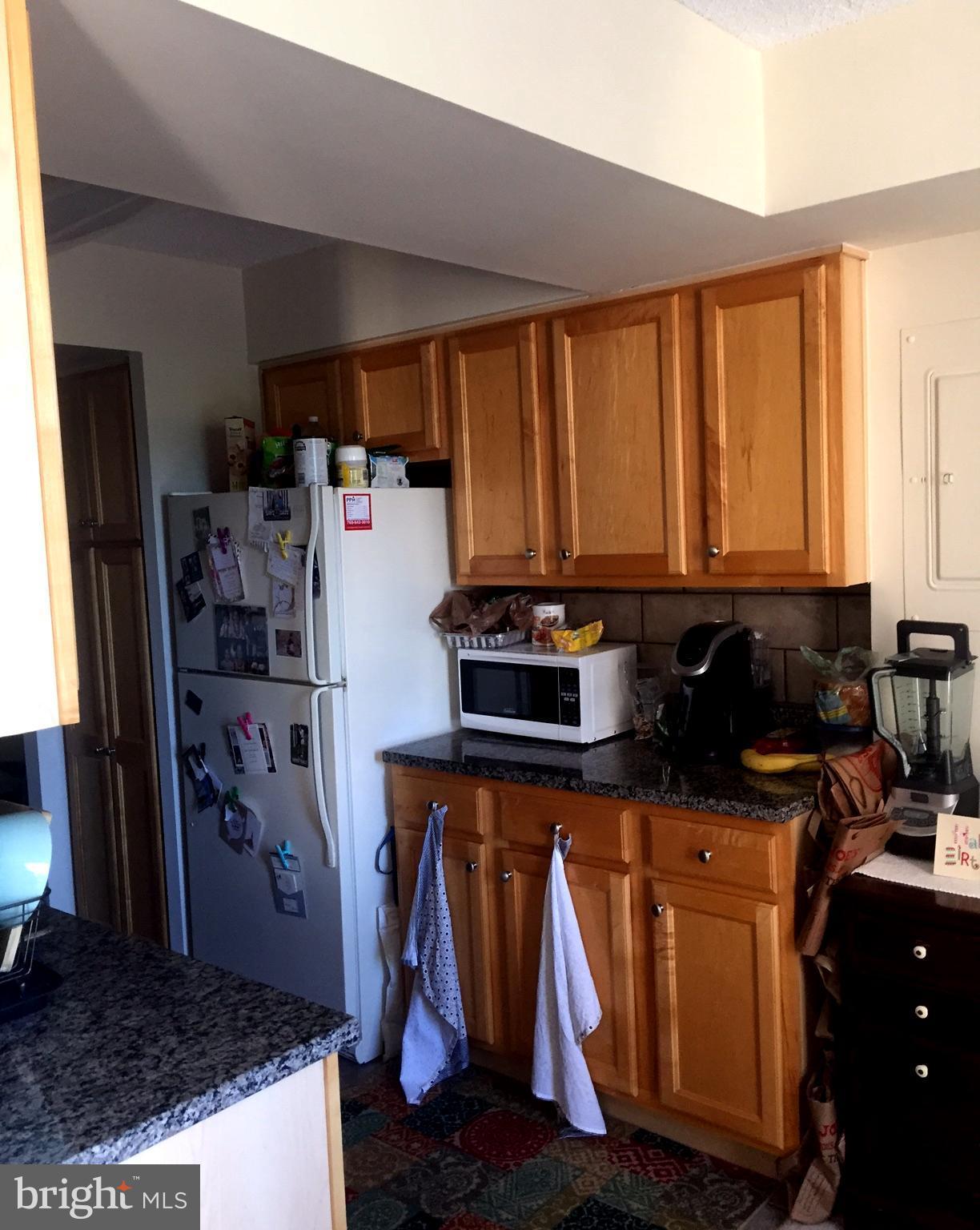 CENTURY SOUTH - Residential Lease