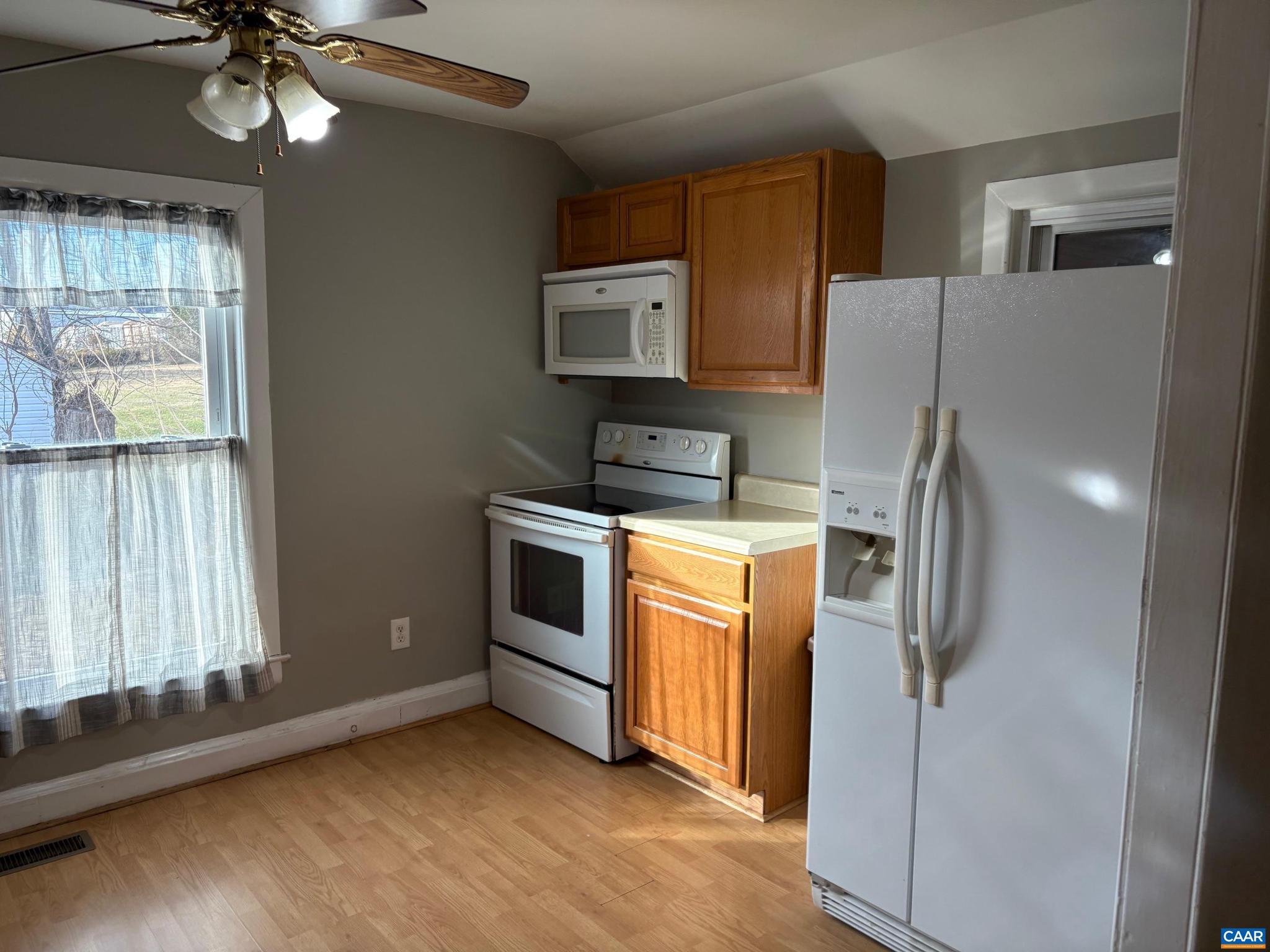 111&119 RESETTLEMENT RD