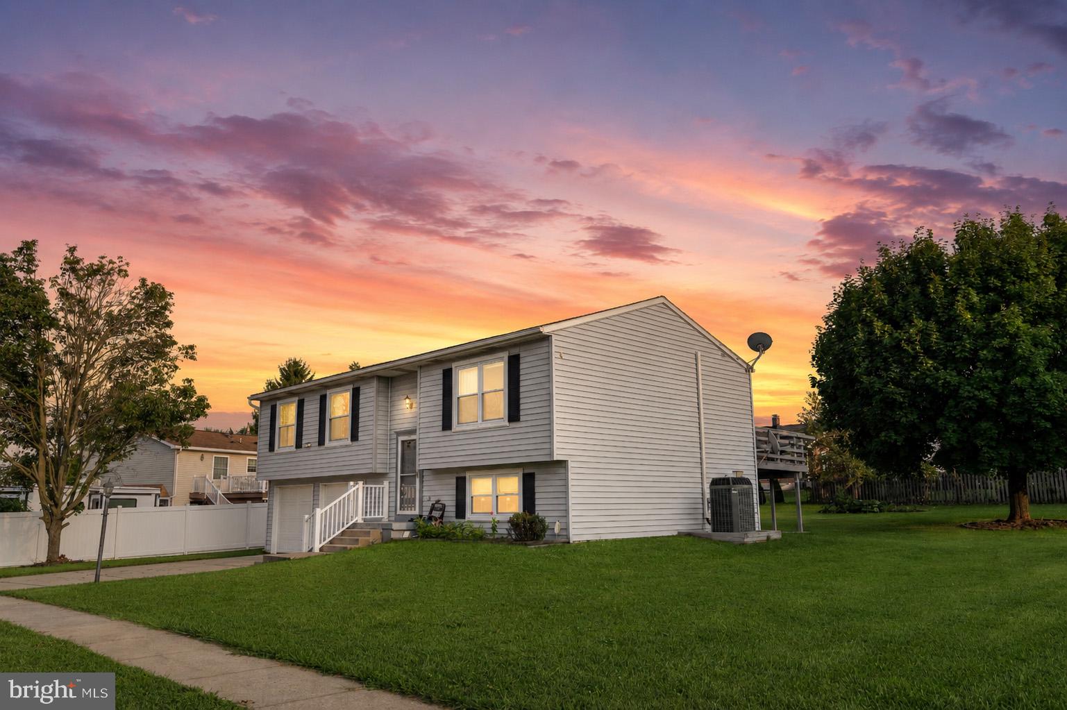 102 FAIRVIEW