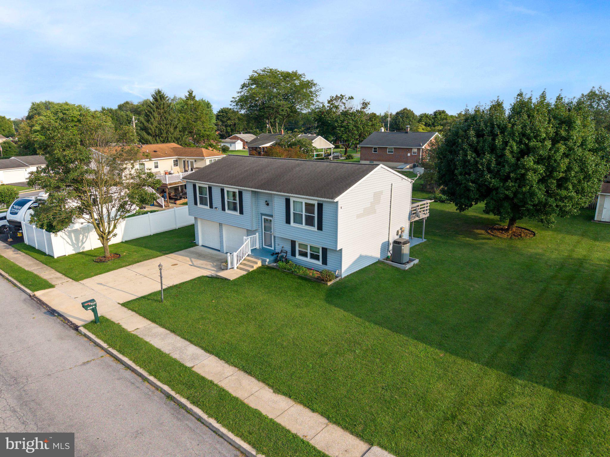 102 FAIRVIEW