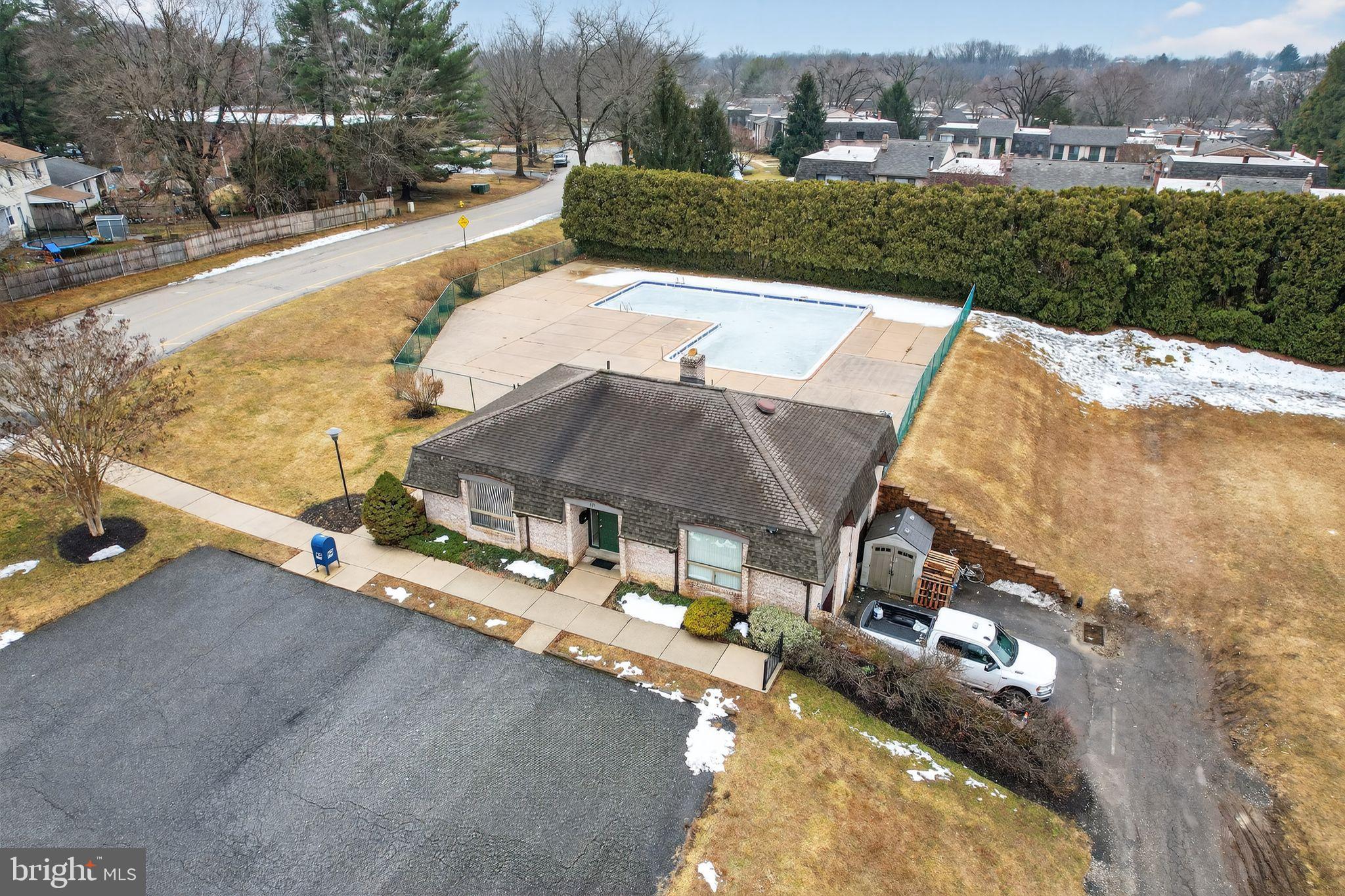 DANBURY VILLAGE - Residential