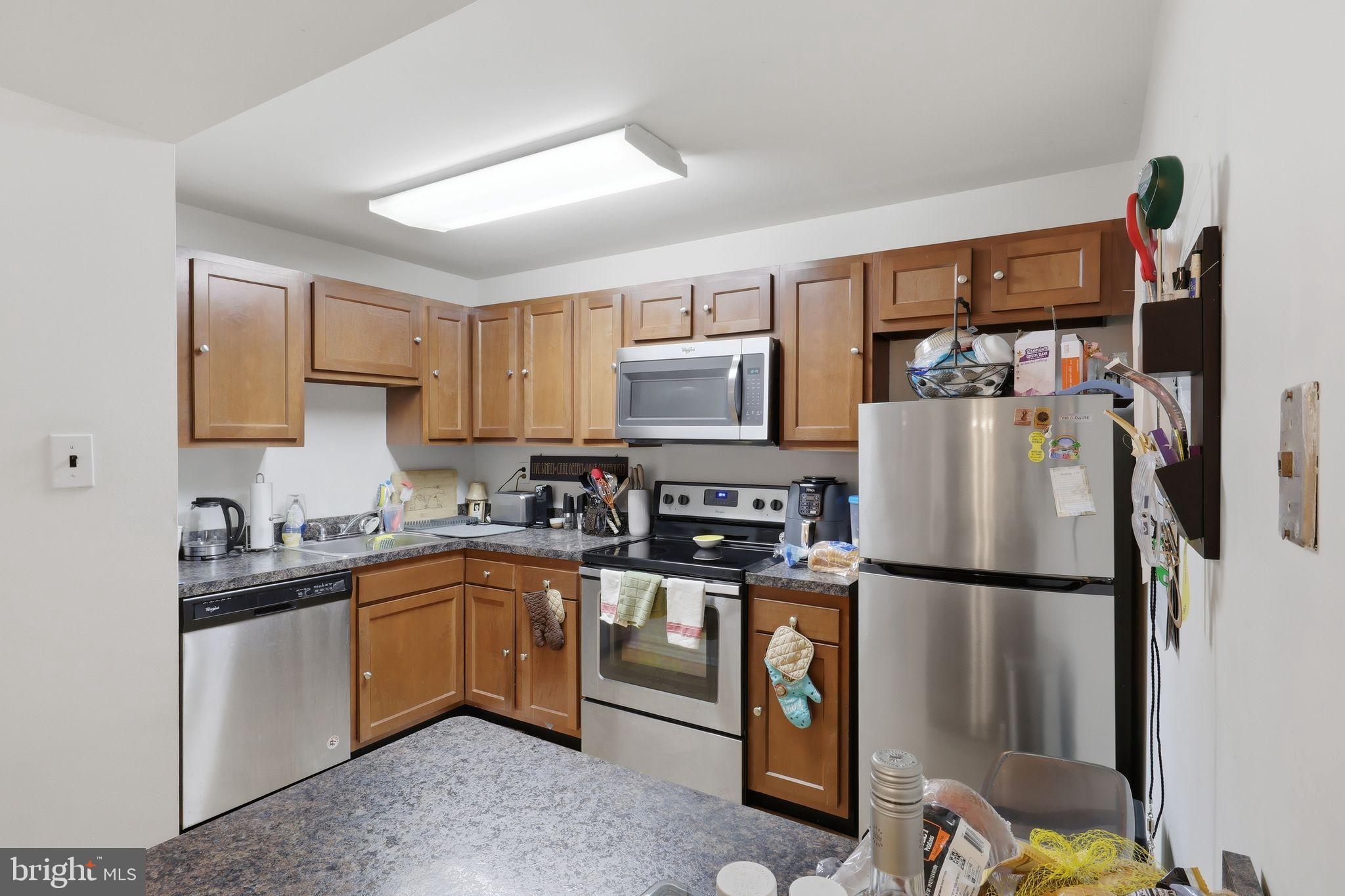 DANBURY VILLAGE - Residential