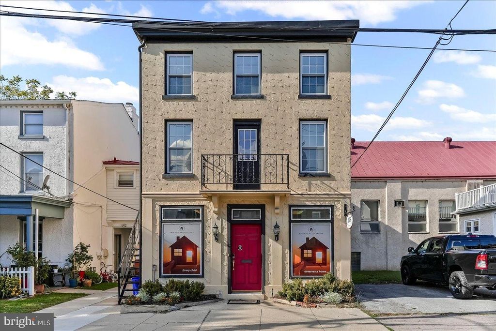 Photo of 113 W Chestnut Street, WEST CHESTER, PA 19380 (MLS # PACT2110662)