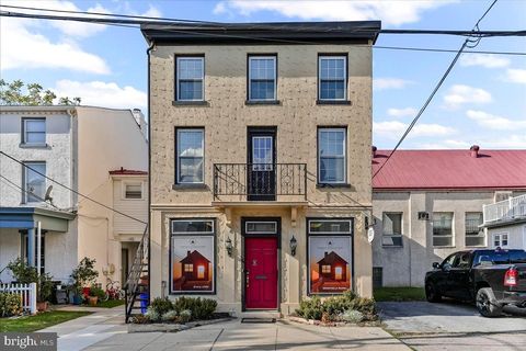 Photo of 113 W Chestnut Street, WEST CHESTER, PA 19380 (MLS # PACT2110662)