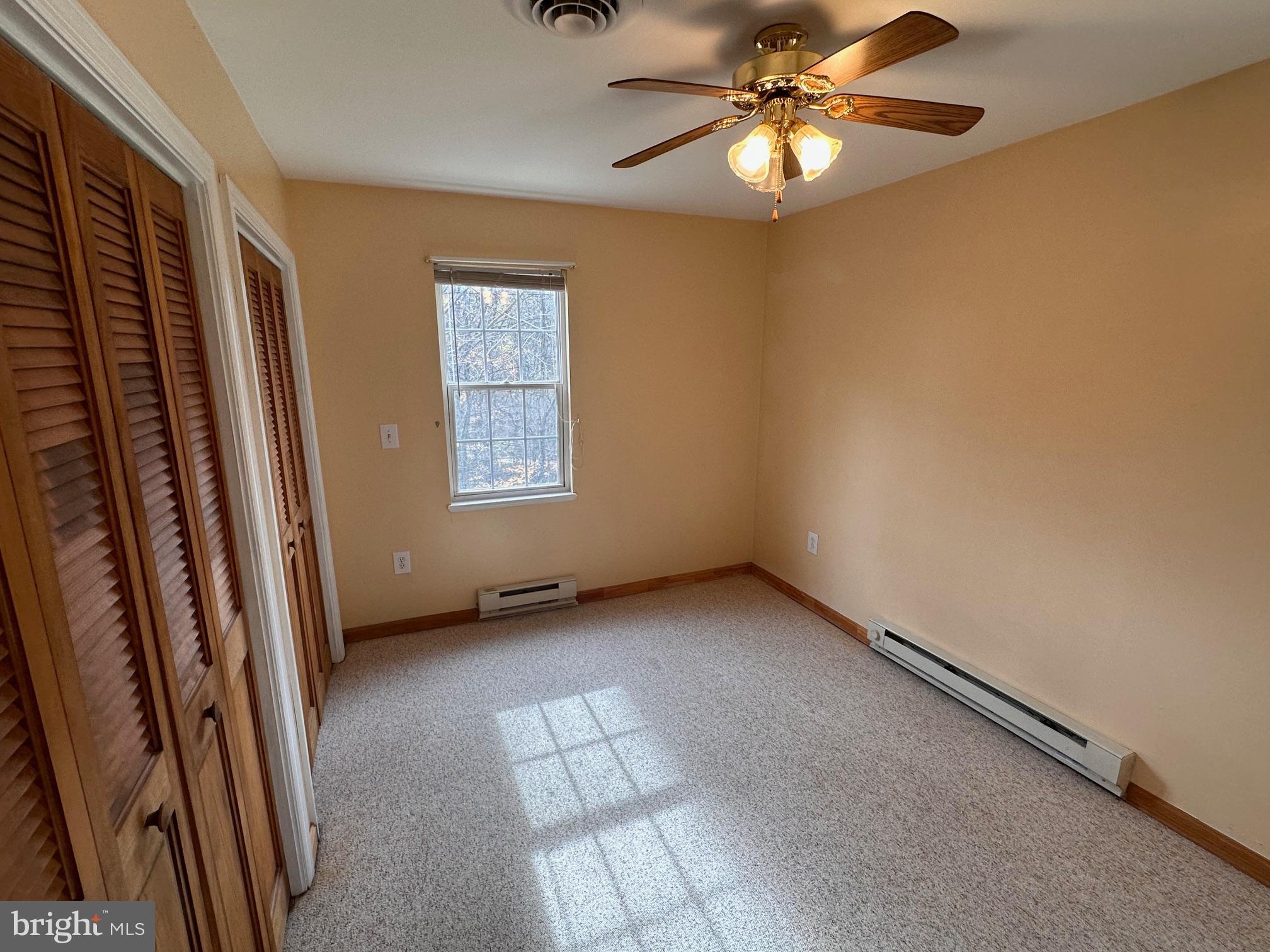 SPRING BROOK ESTATES - Residential