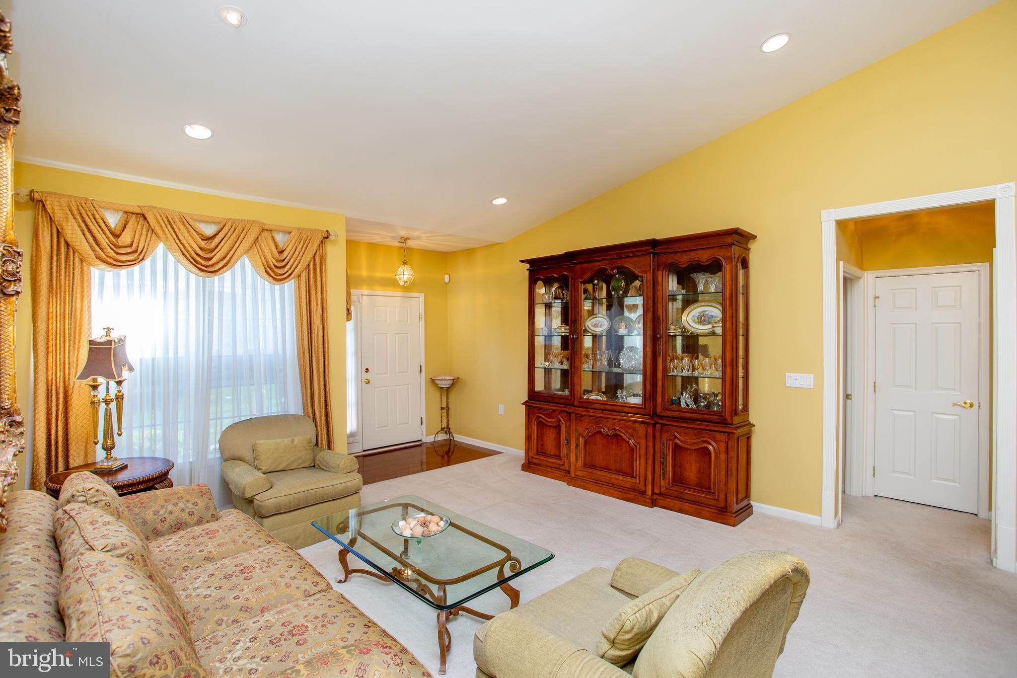 23 FAIRWAY DRIVE 23