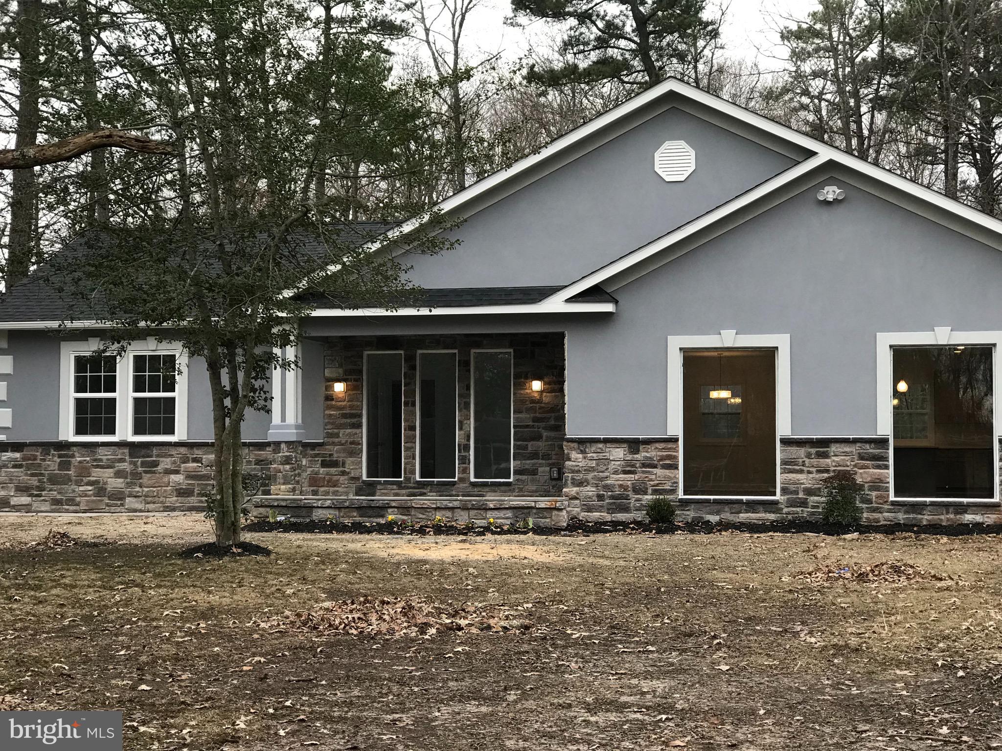 CALVERT MANOR - Residential