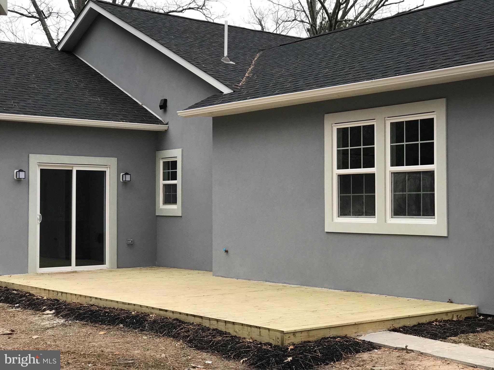 CALVERT MANOR - Residential