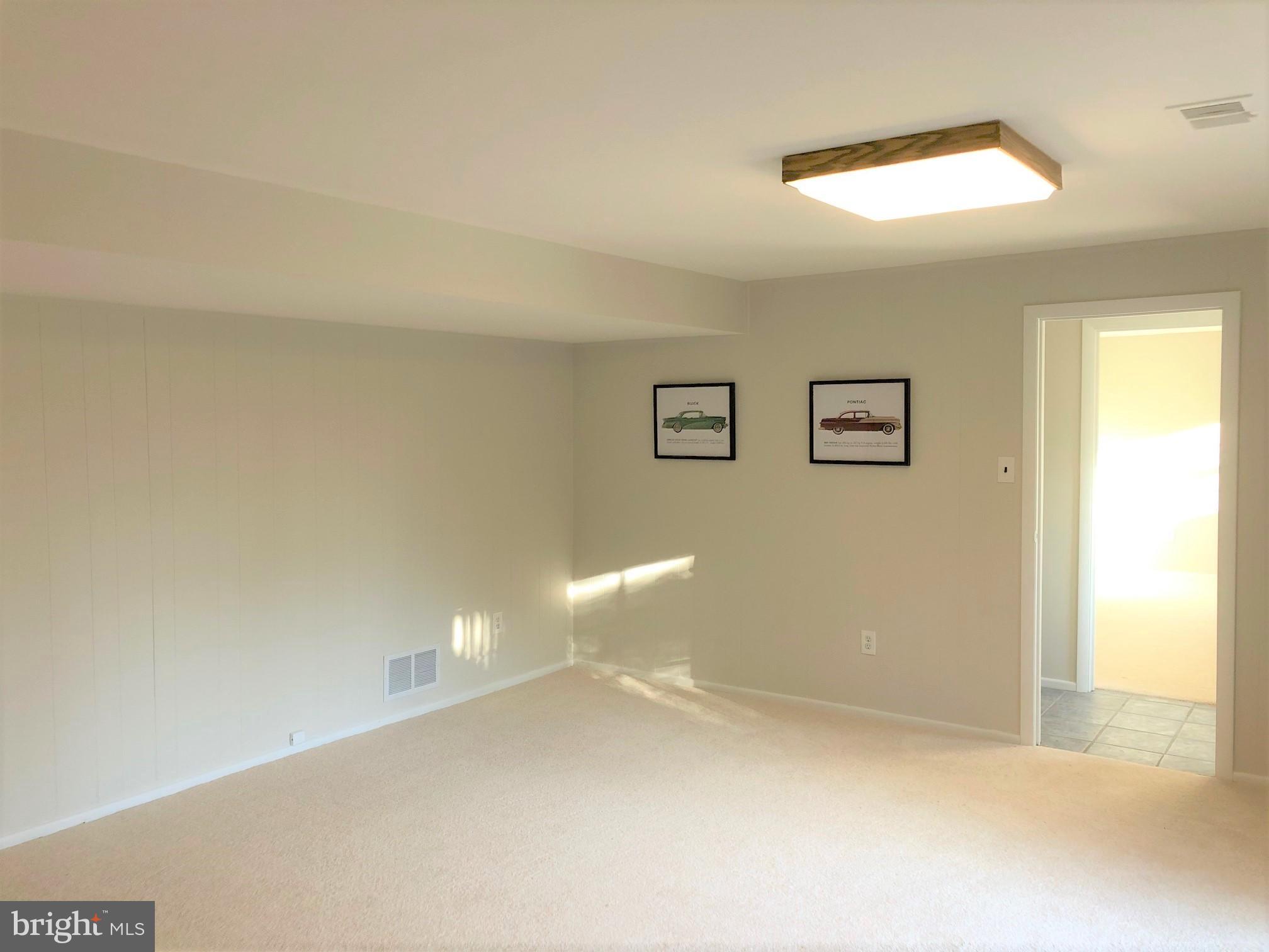 MONTICELLO WOODS - Residential