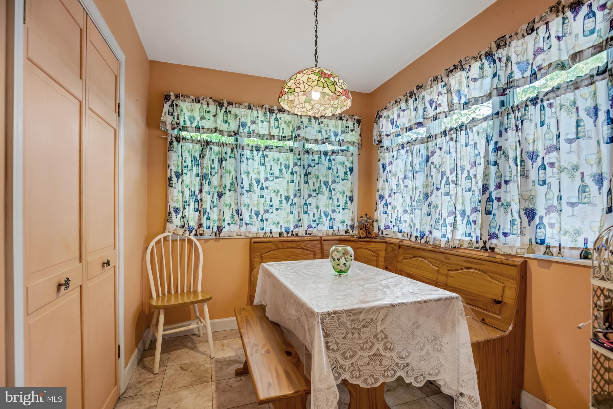 GOLDEN BEACH - Residential