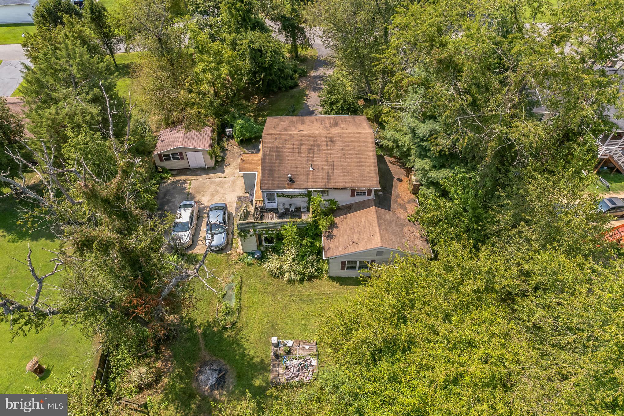 GOLDEN BEACH - Residential