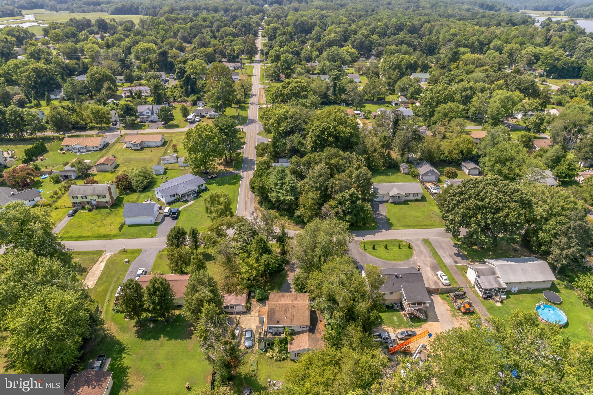 GOLDEN BEACH - Residential