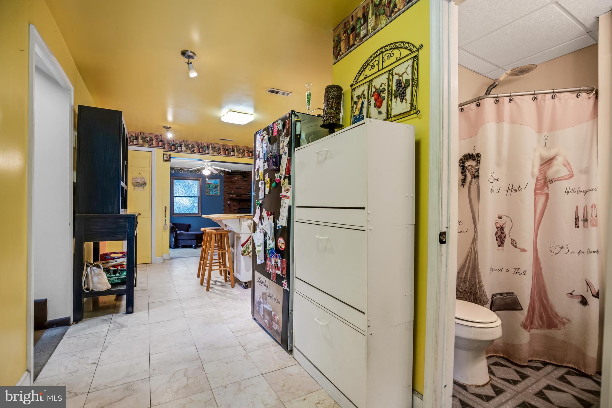 GOLDEN BEACH - Residential