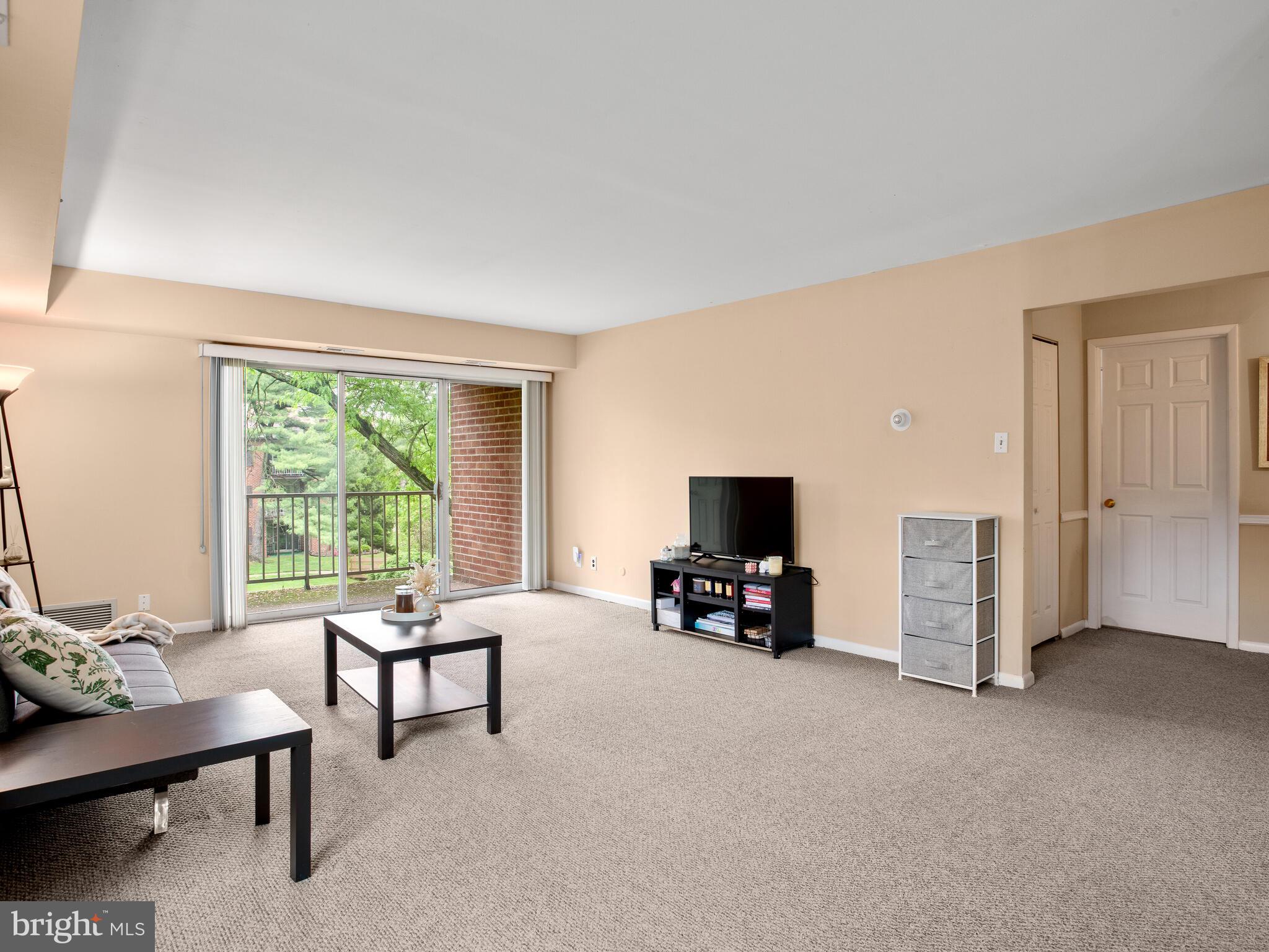 GLENHARDIE CONDOS - Residential