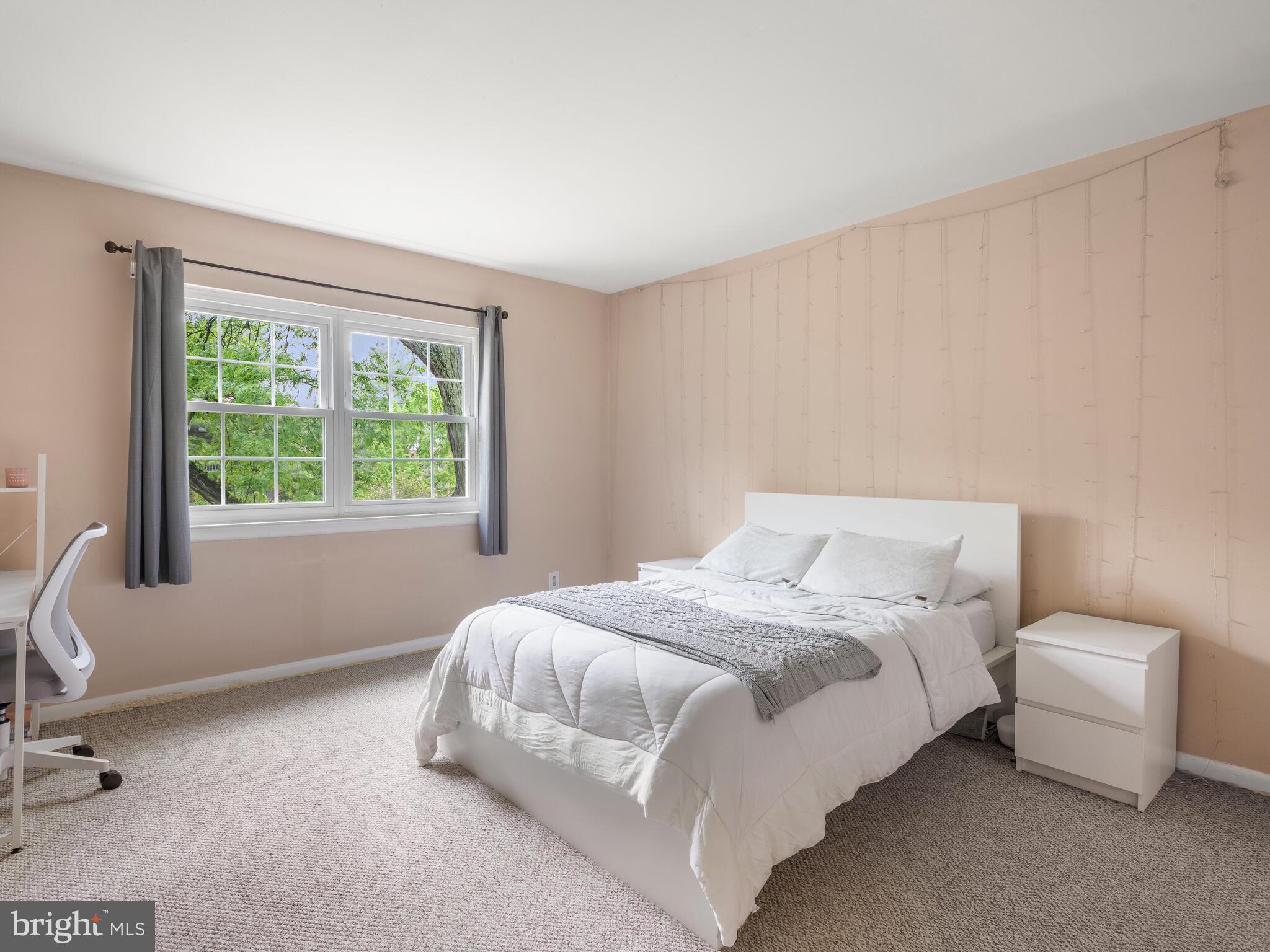 GLENHARDIE CONDOS - Residential