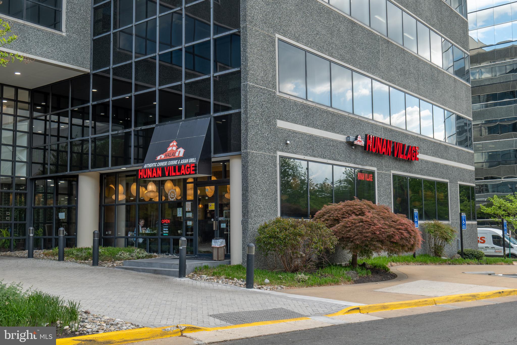 TYSONS VILLAGE - Residential