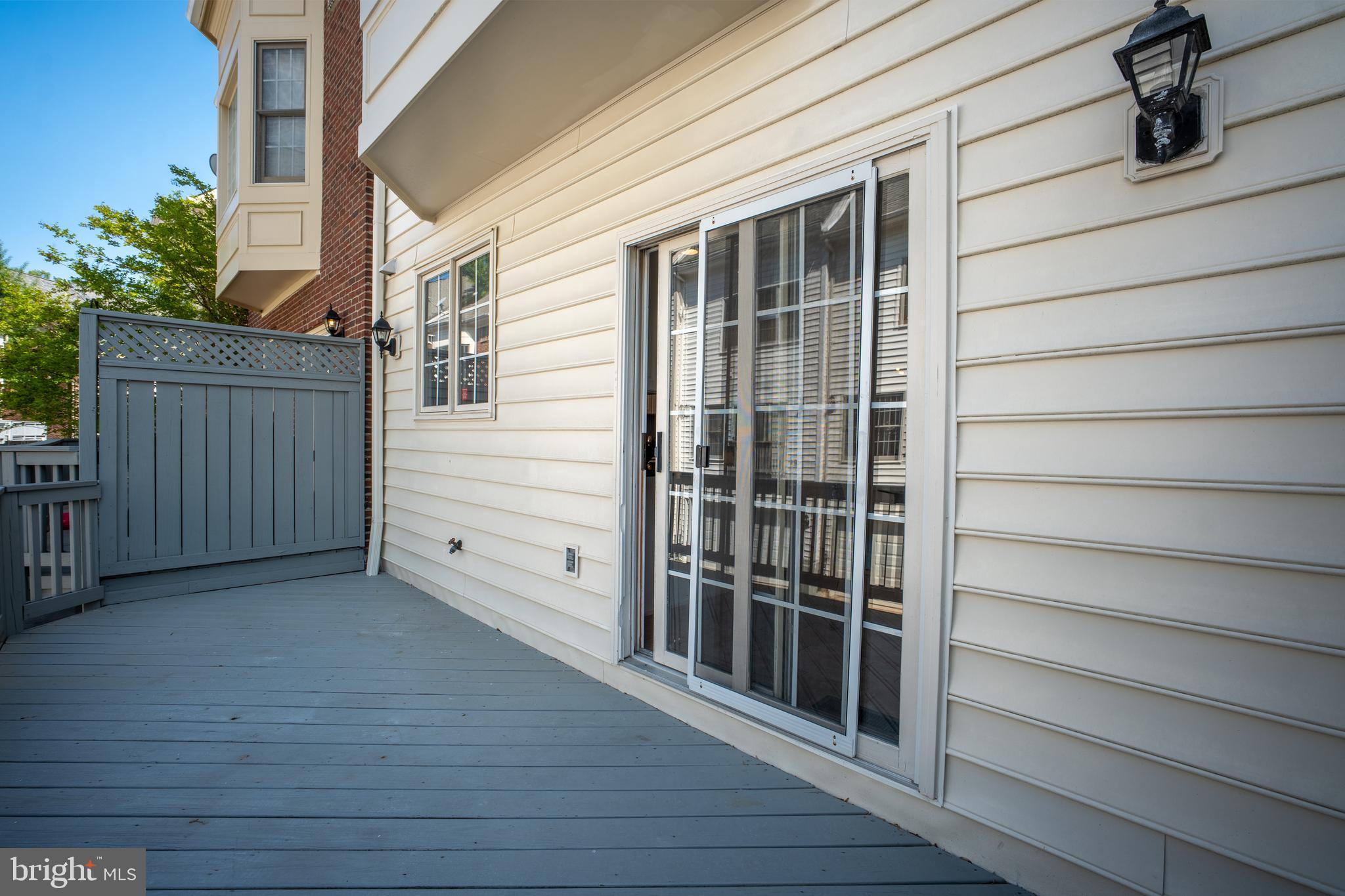 TYSONS VILLAGE - Residential