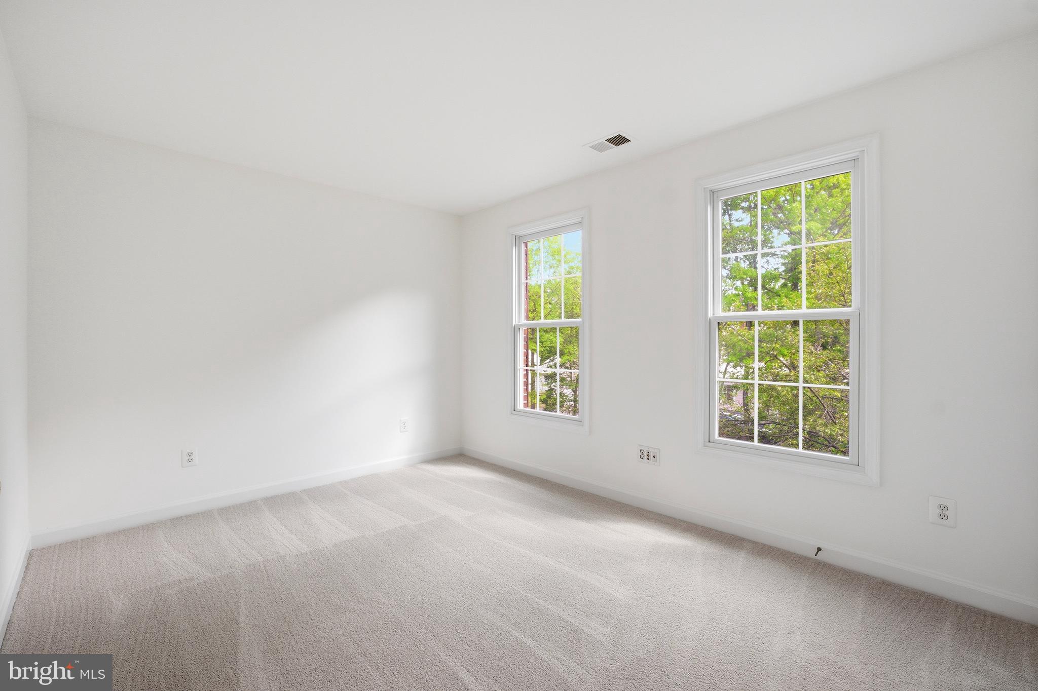 TYSONS VILLAGE - Residential