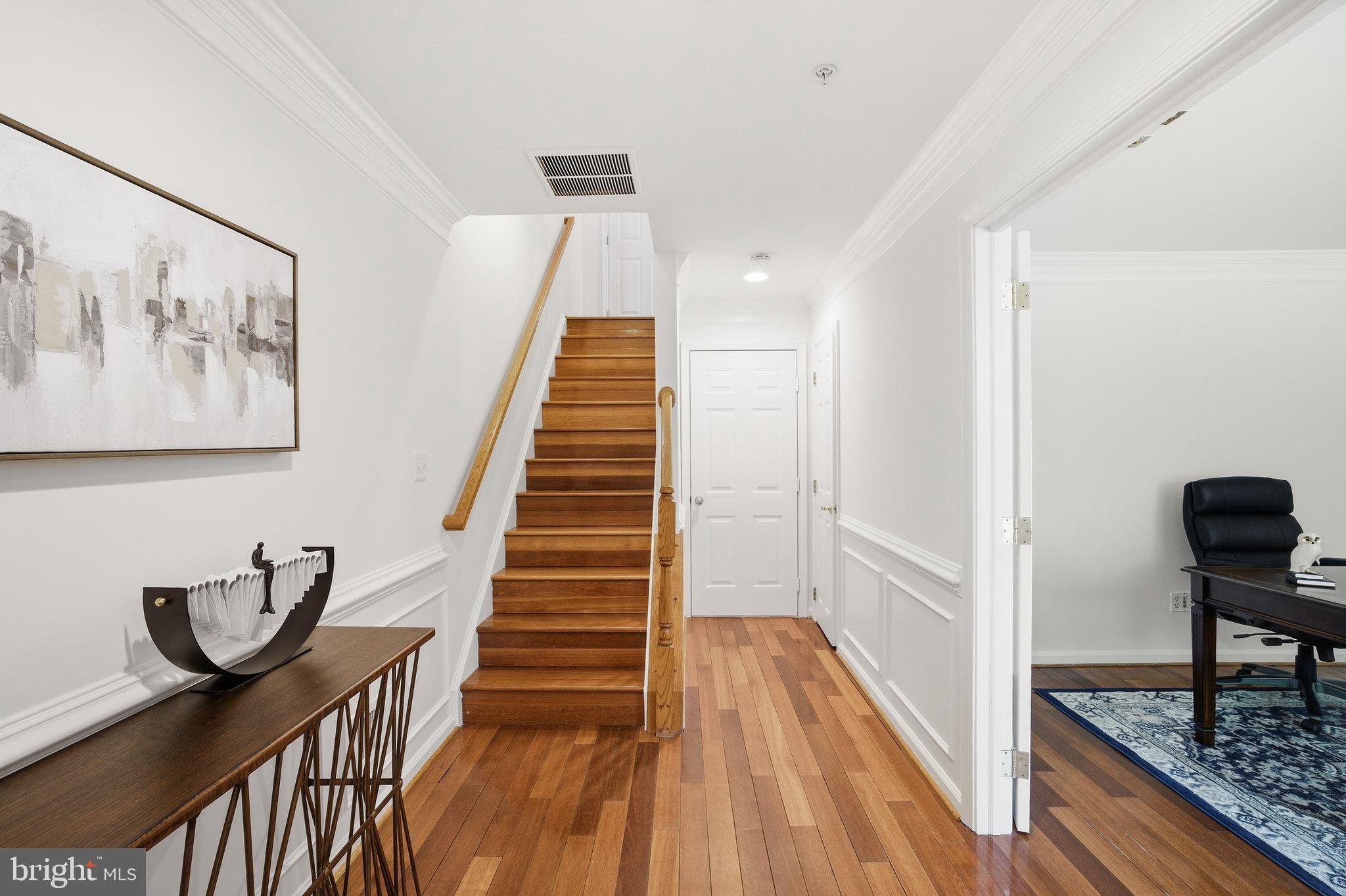 8894 ASHGROVE HOUSE LANE