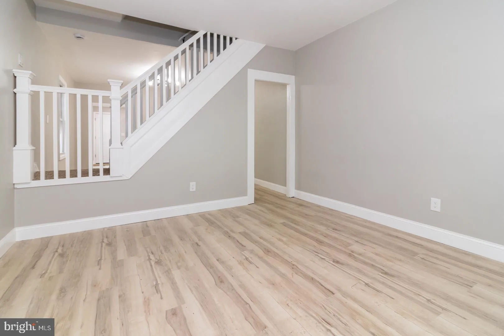 Trenton, New Jersey 08611, United States, 2 Bedrooms Bedrooms, ,2 BathroomsBathrooms,Residential,Active,94185