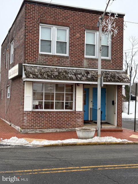 Photo of 15 S Forklanding Road, MAPLE SHADE, NJ 08052 (MLS # NJBL2105758)