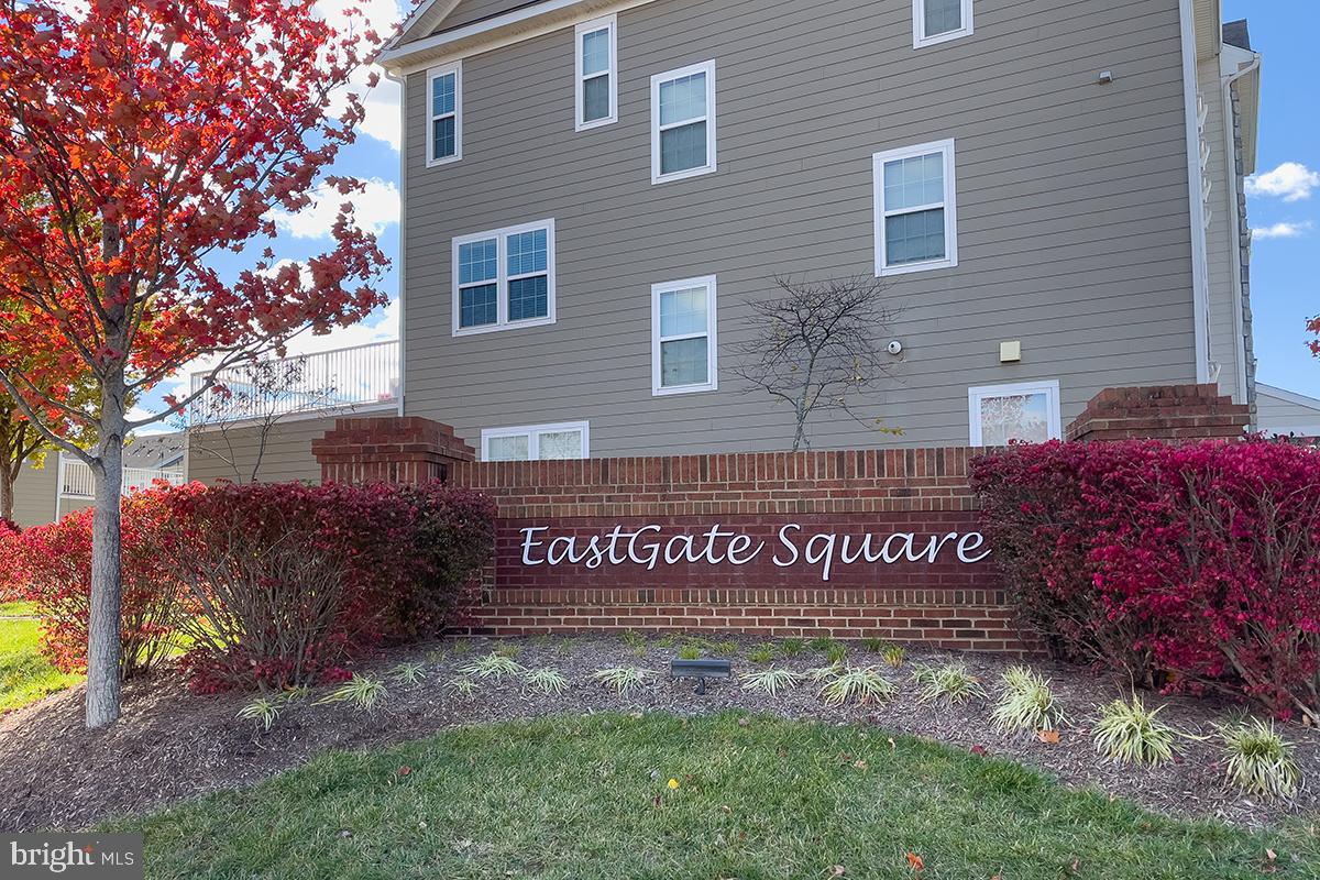 EASTGATE SQUARE - Residential