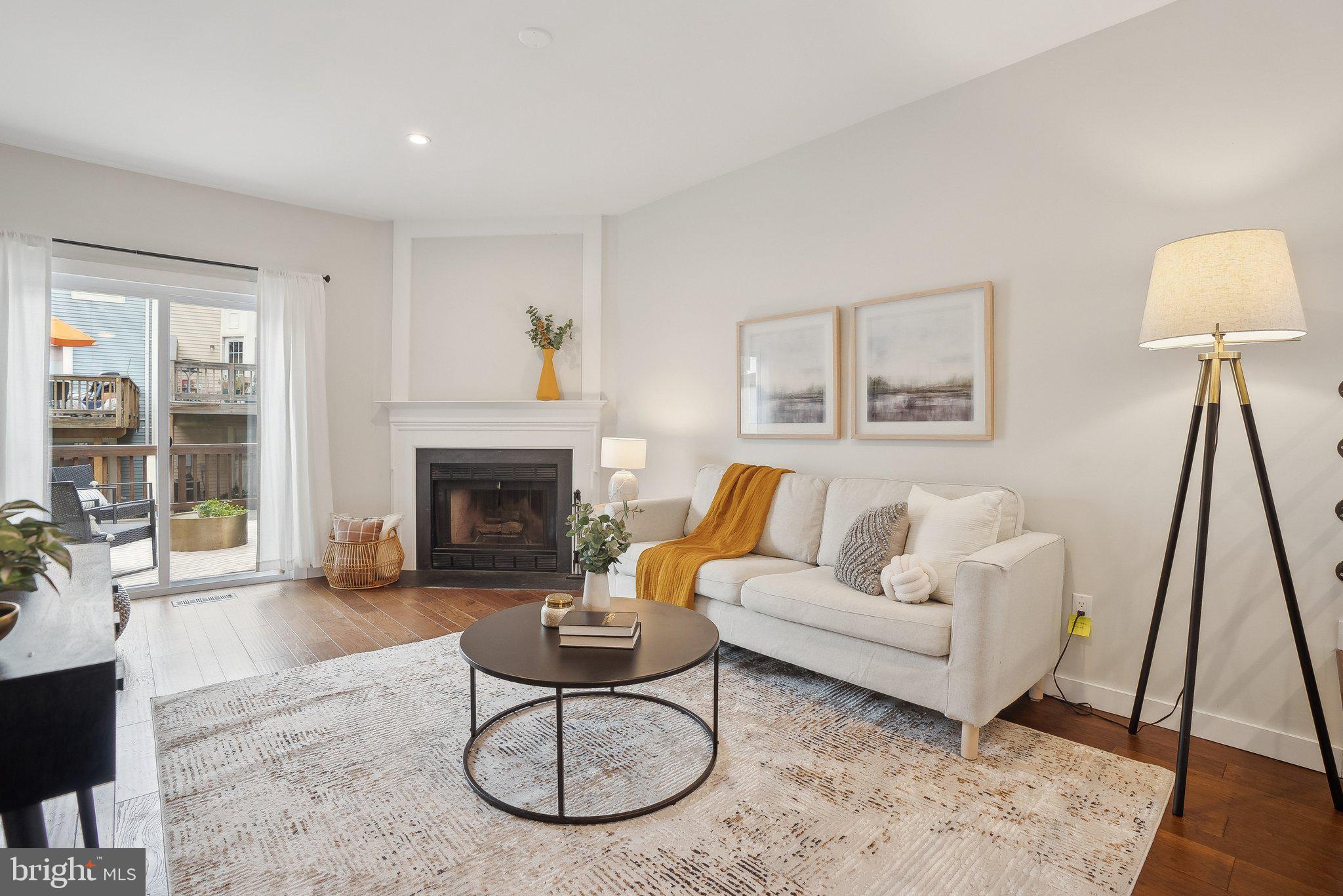 WHISPERHILL - Residential