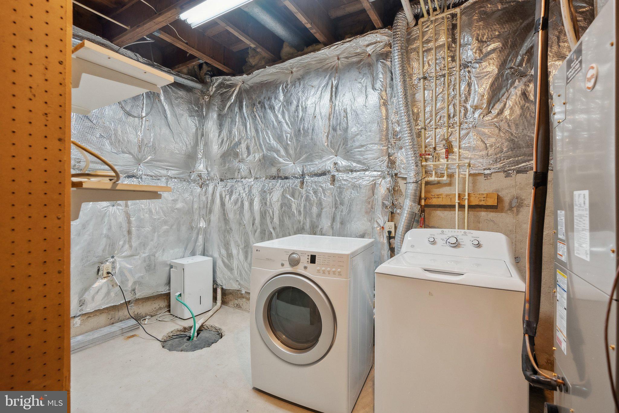 WHISPERHILL - Residential