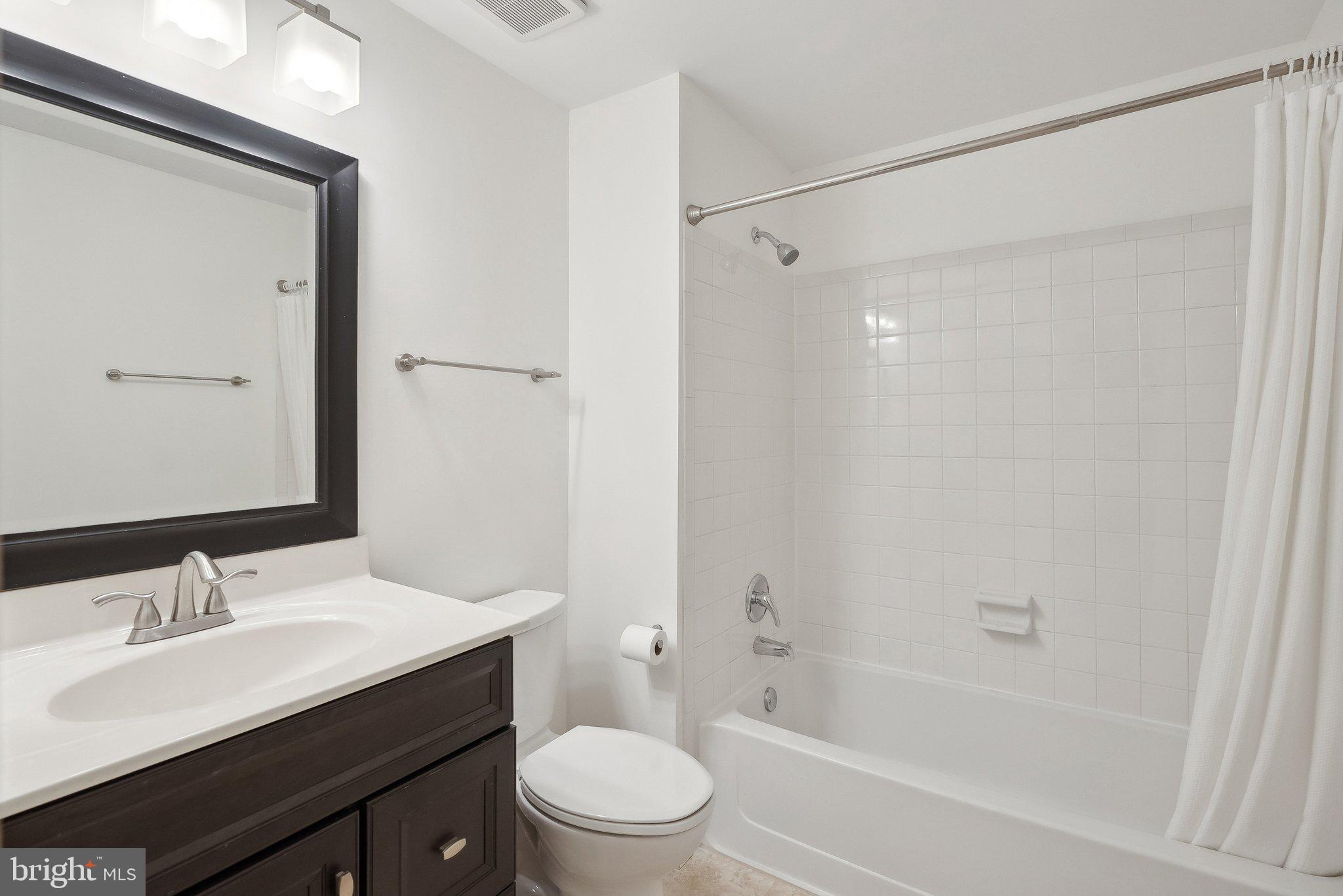 WHISPERHILL - Residential