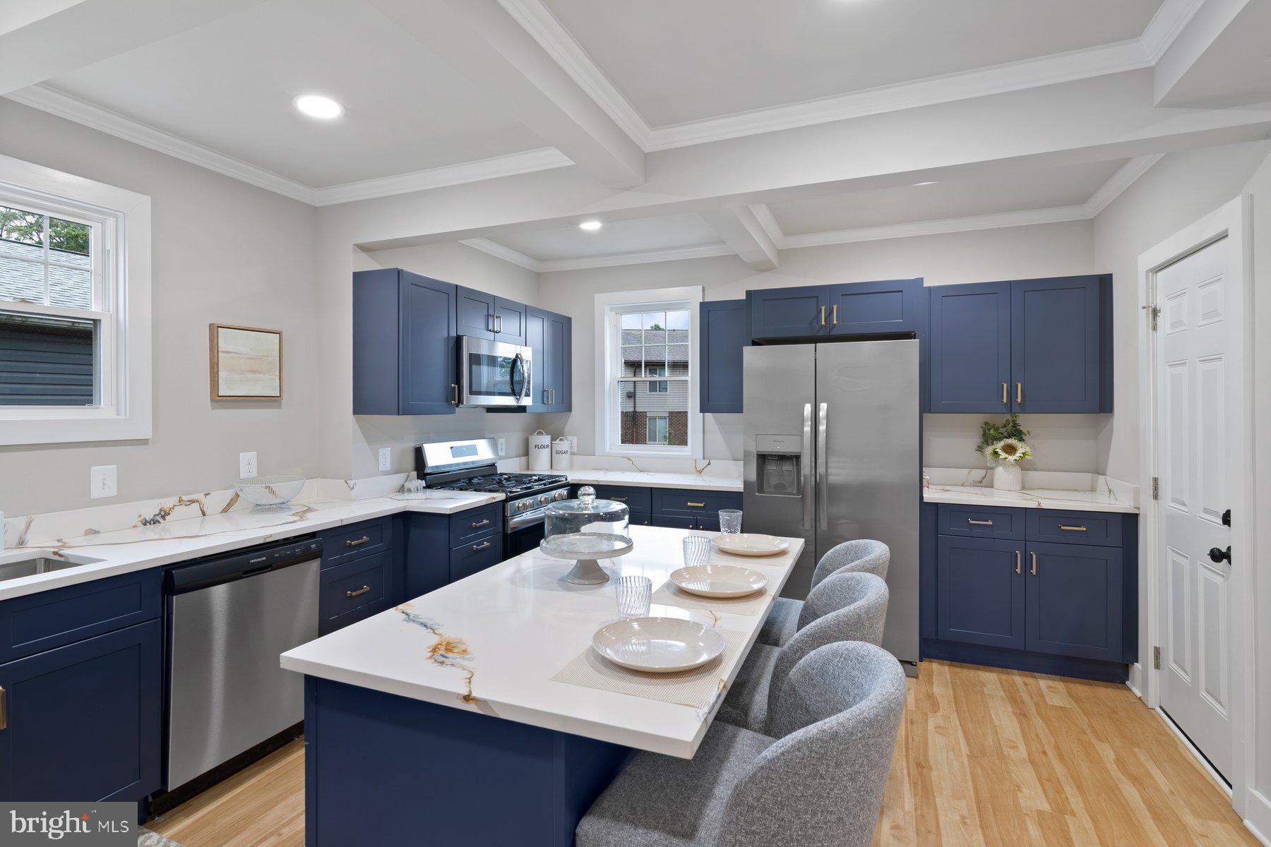 CATONSVILLE HEIGHTS - Residential