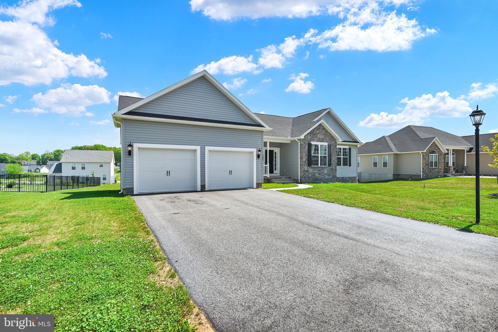 STONEWICKE - Residential