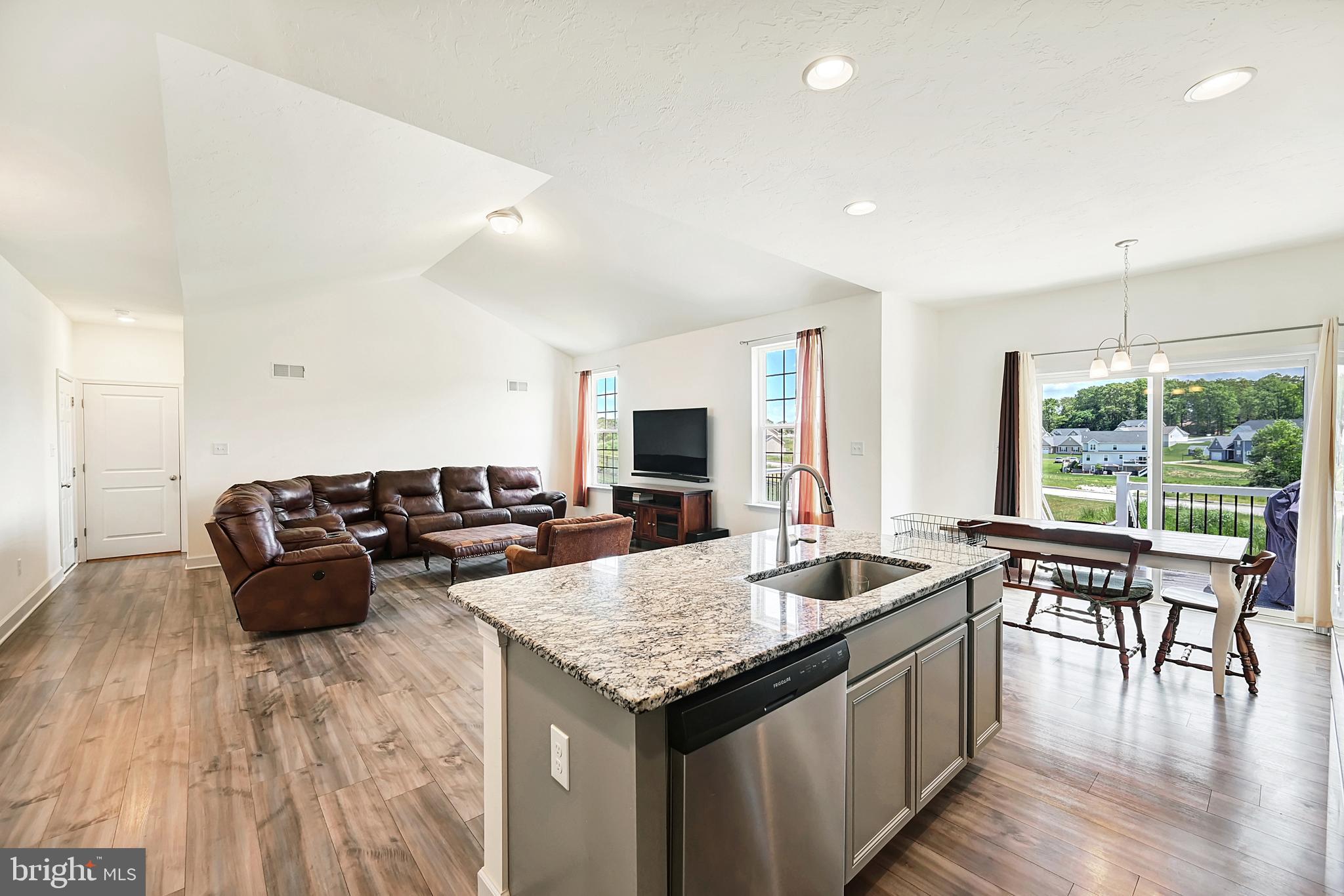 STONEWICKE - Residential