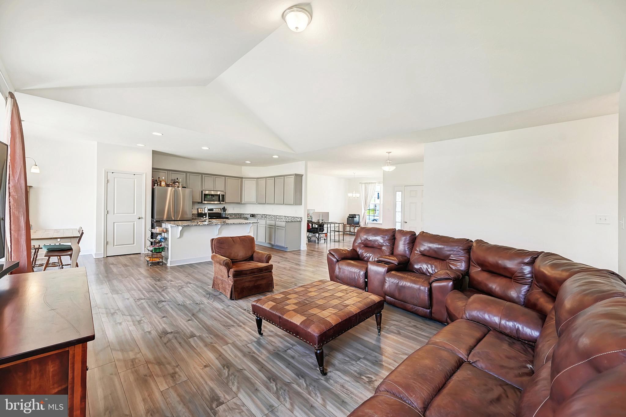 STONEWICKE - Residential