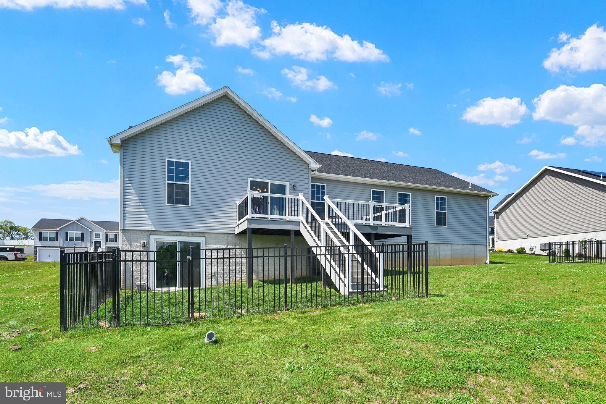 STONEWICKE - Residential