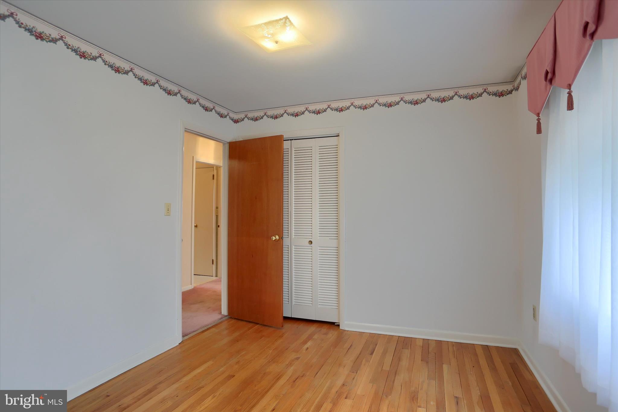 IRONSTONE RIDGE - Residential