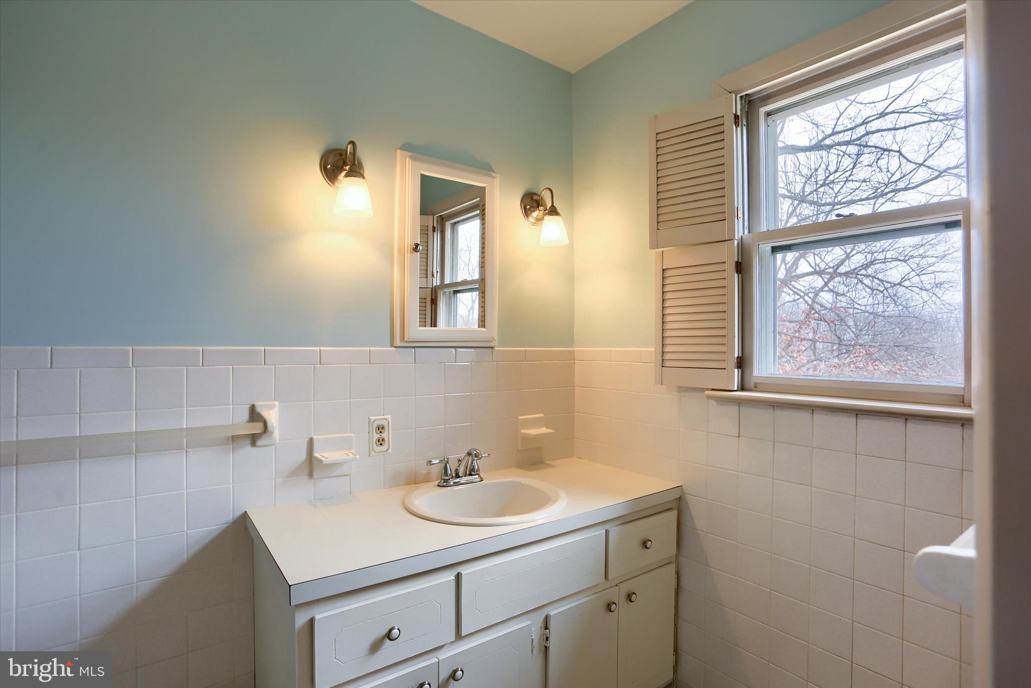 IRONSTONE RIDGE - Residential