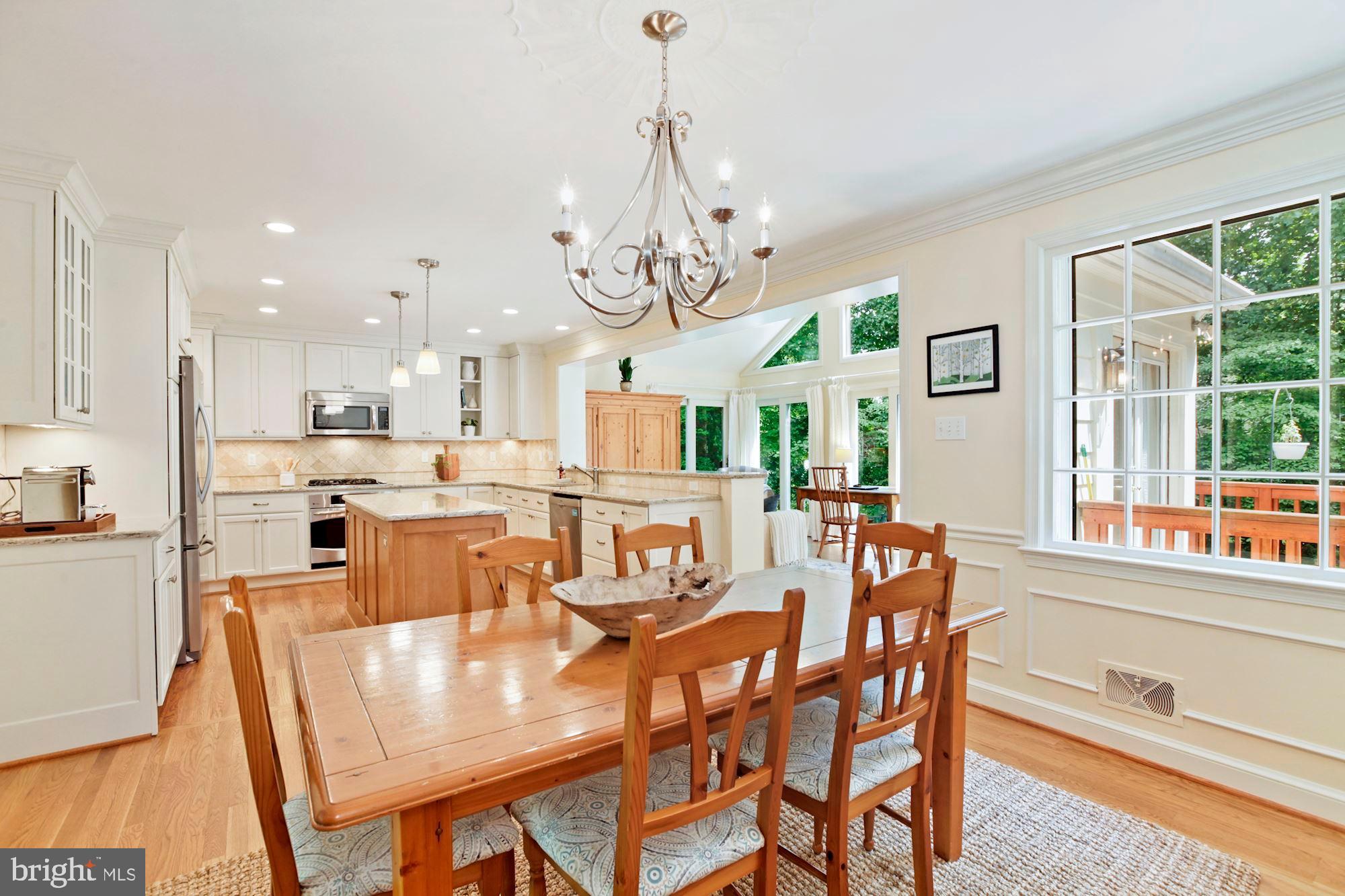 BRADLEY HILLS - Residential