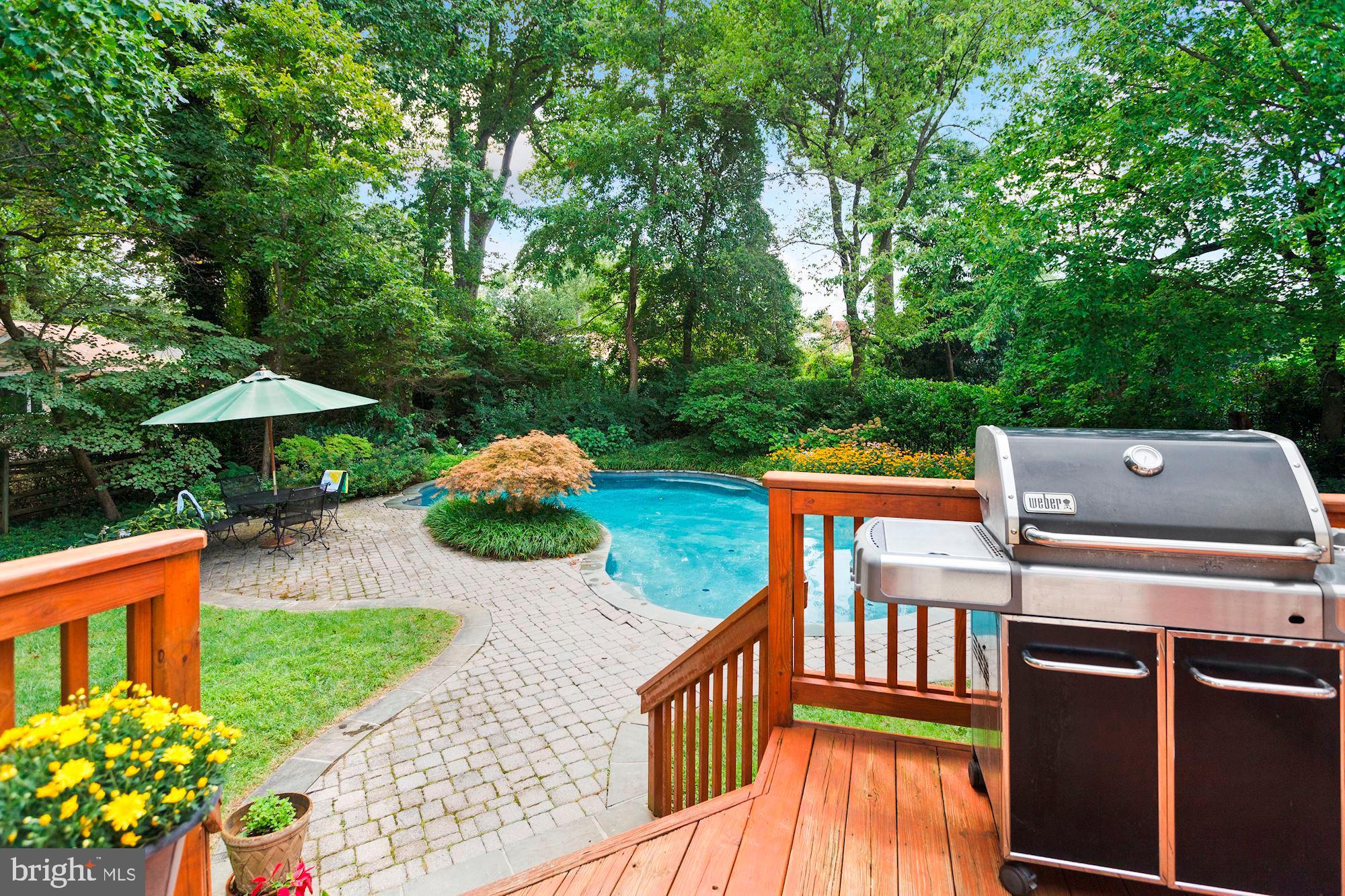 BRADLEY HILLS - Residential