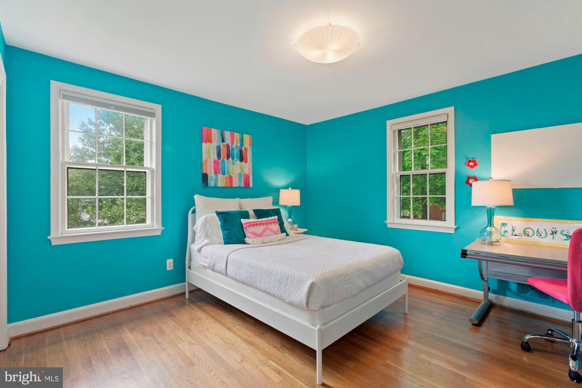 BRADLEY HILLS - Residential