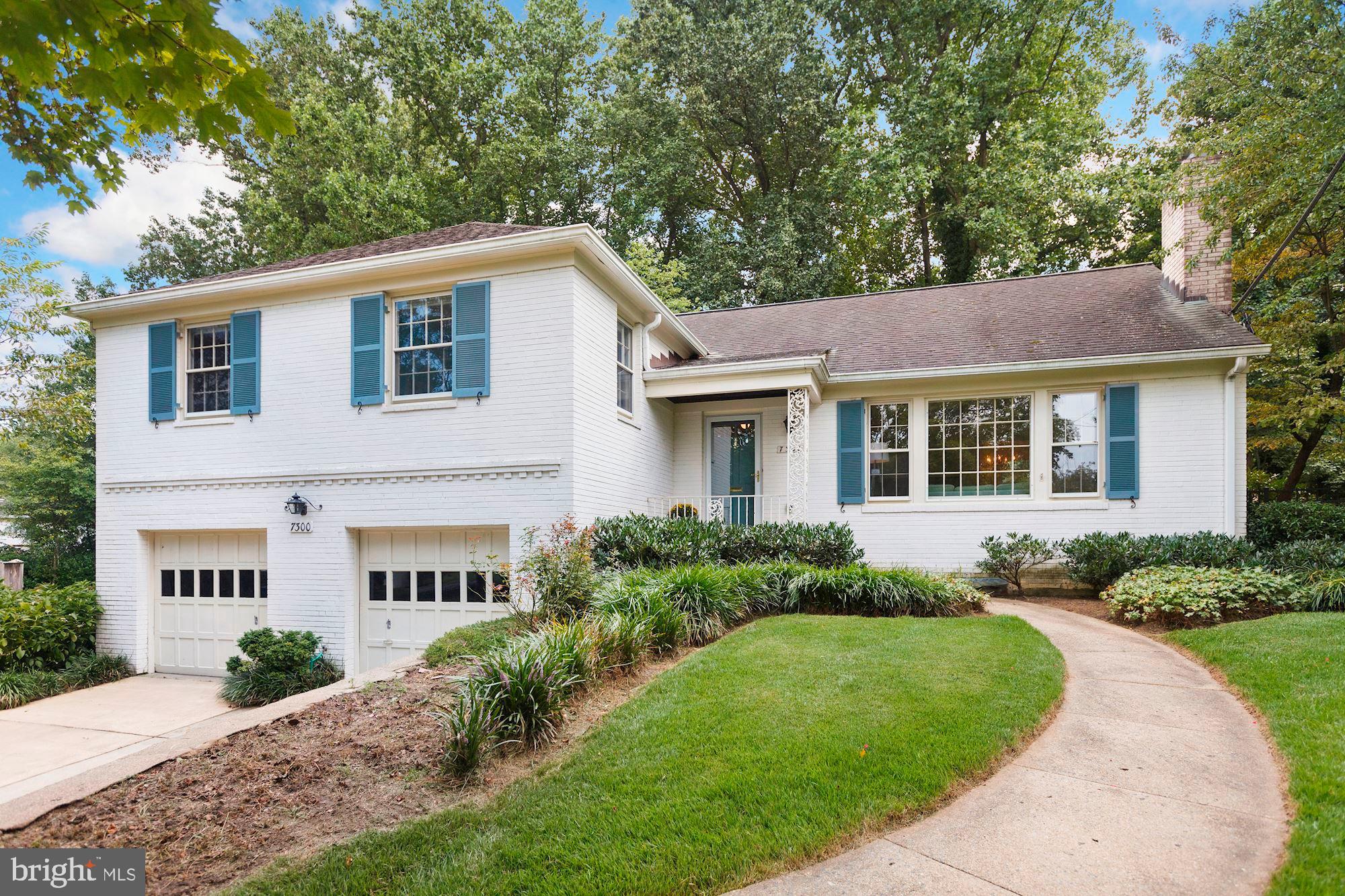 BRADLEY HILLS - Residential