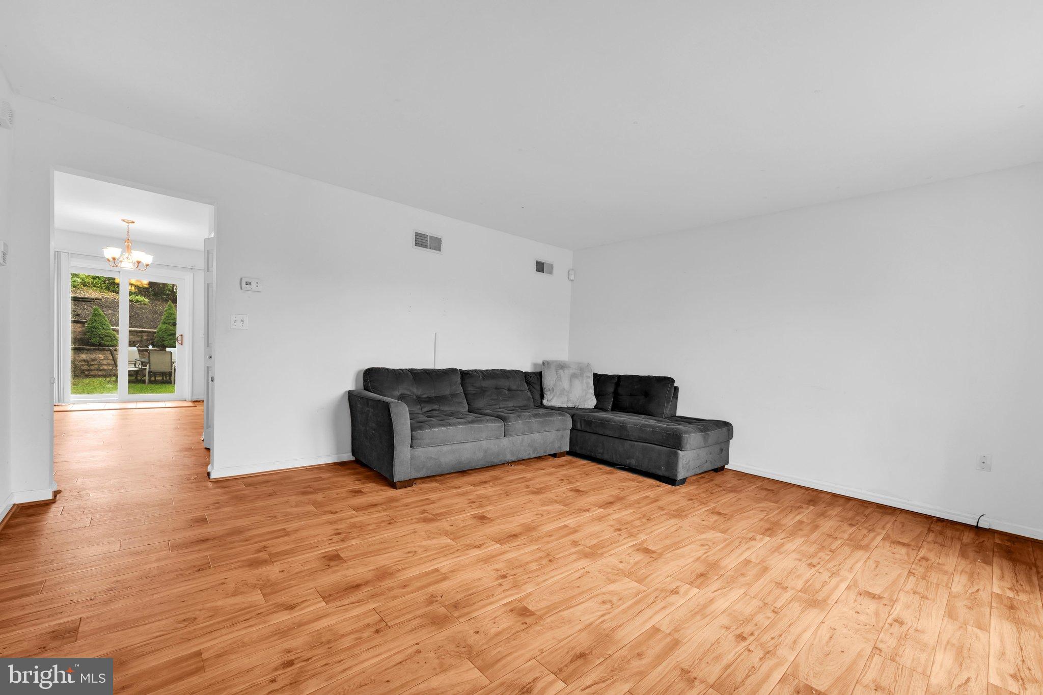 12 BROADWINGE CIRCLE