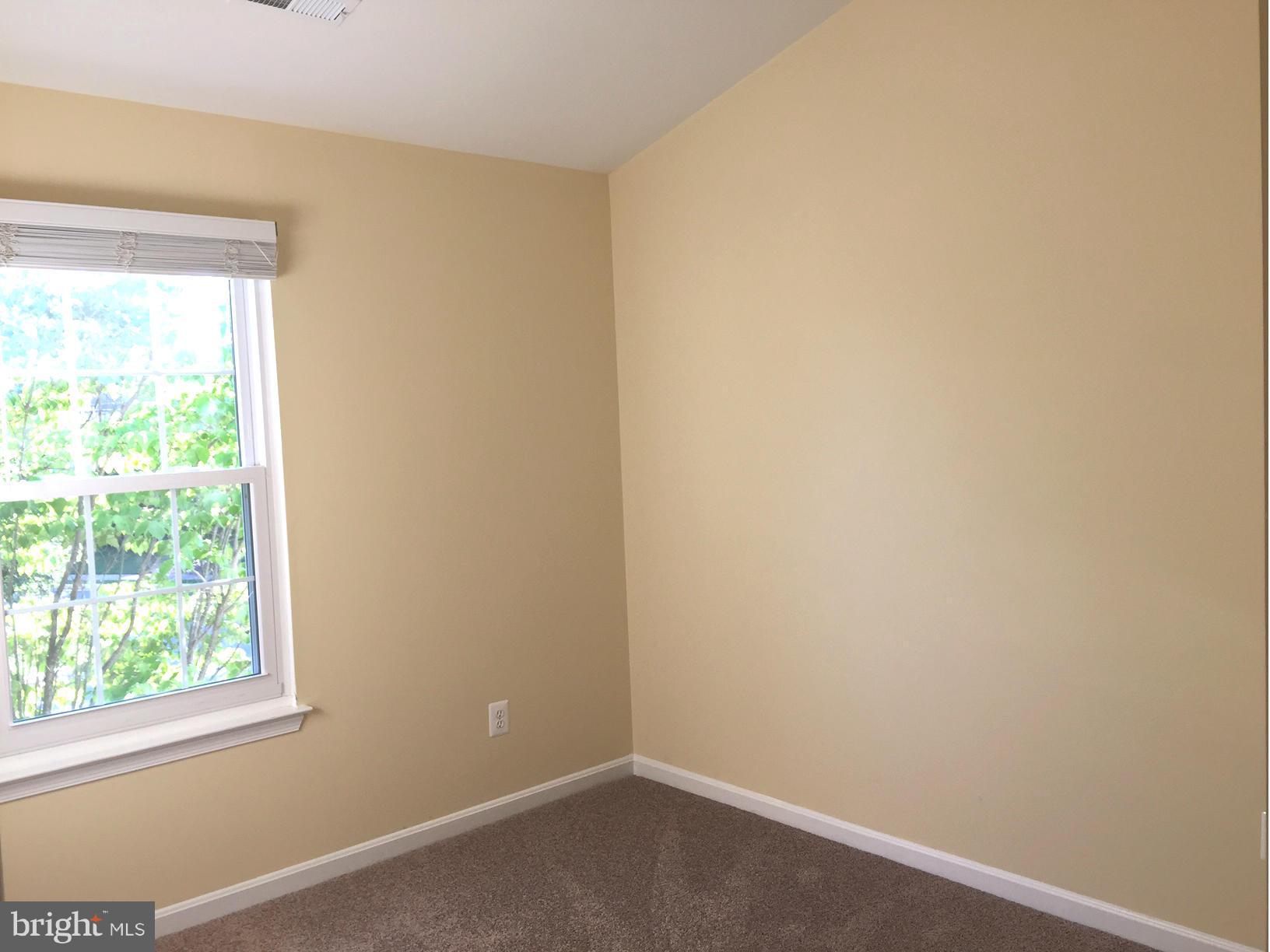 CARDINAL KNOLLS - Residential