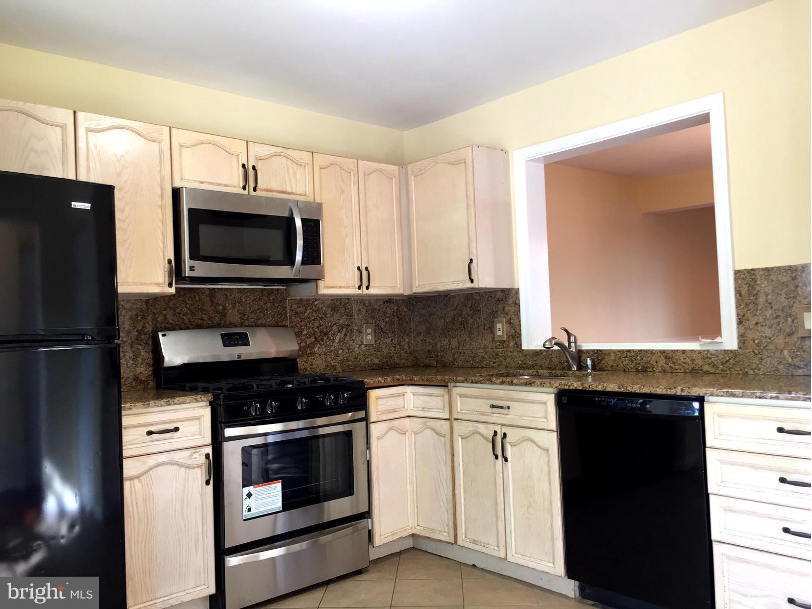 CARDINAL KNOLLS - Residential