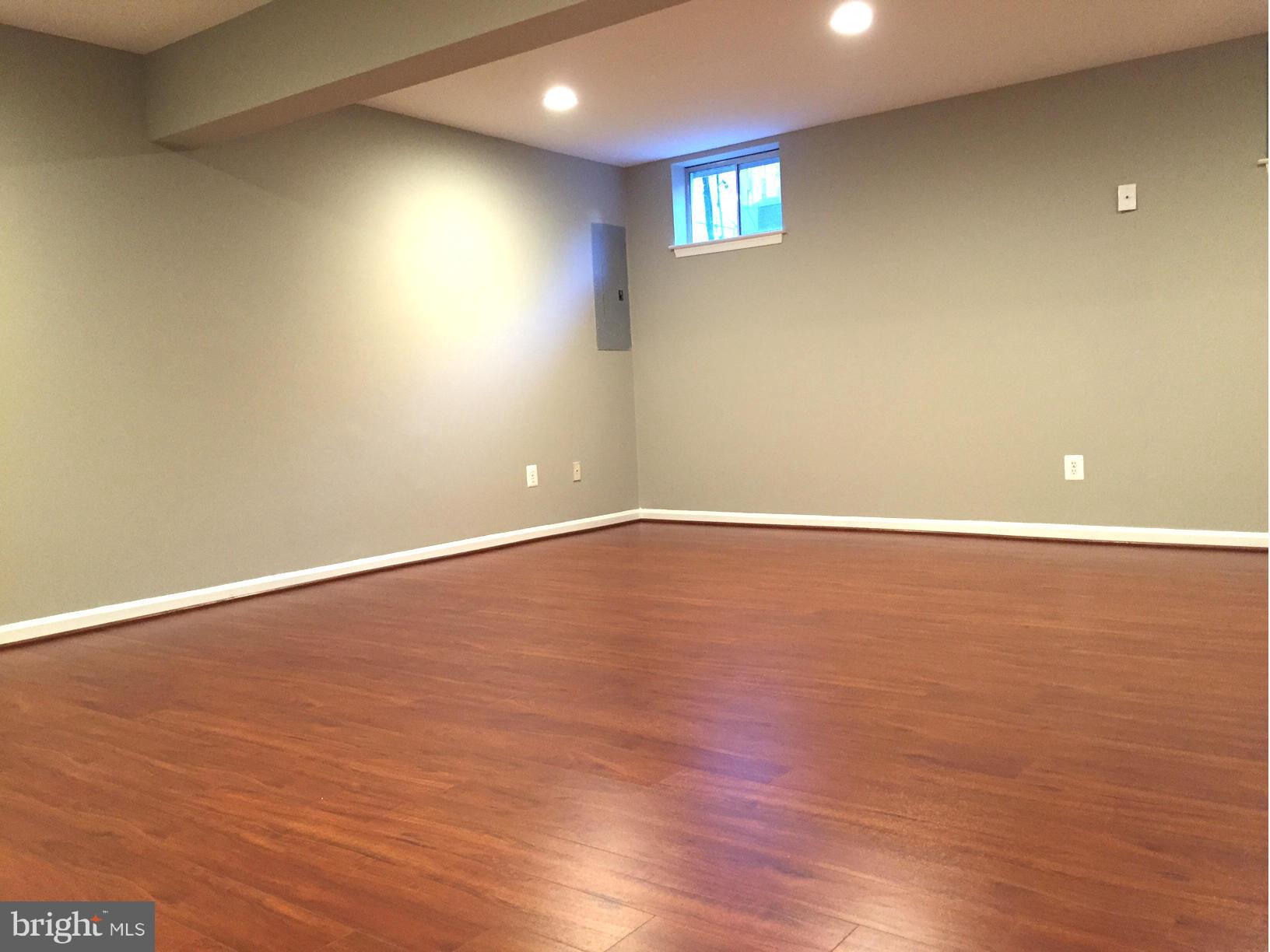 CARDINAL KNOLLS - Residential