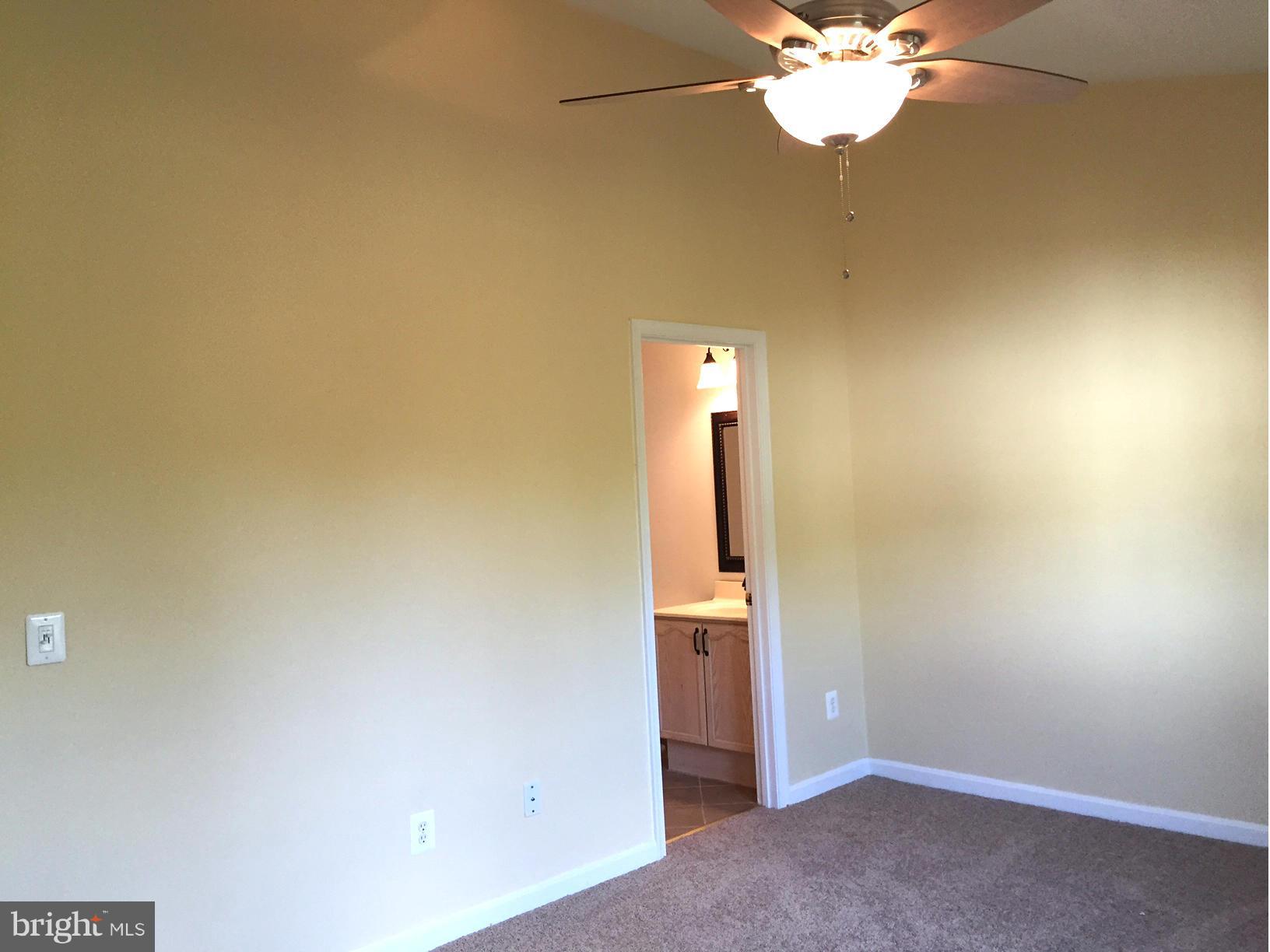 CARDINAL KNOLLS - Residential