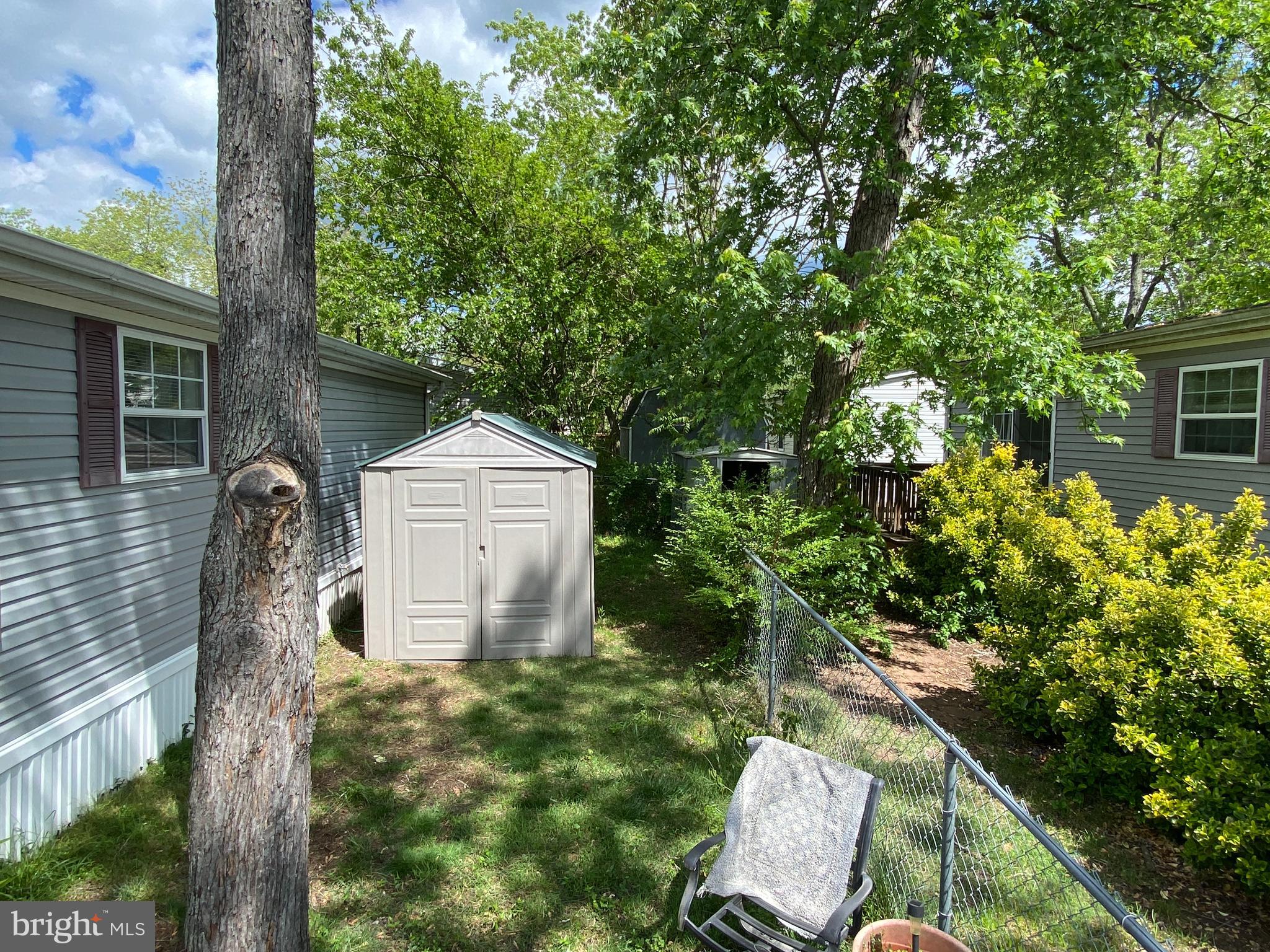 MARYLAND MANOR - Residential