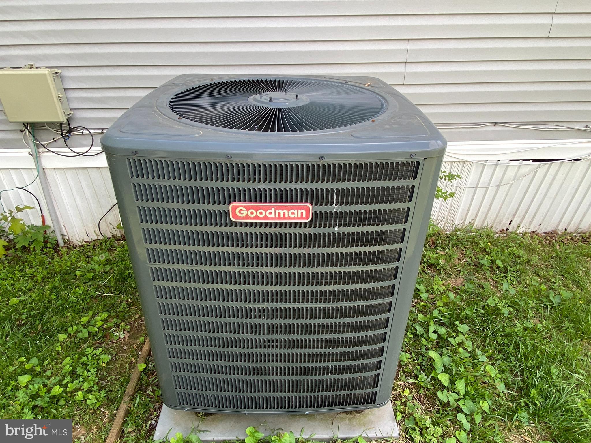 MARYLAND MANOR - Residential