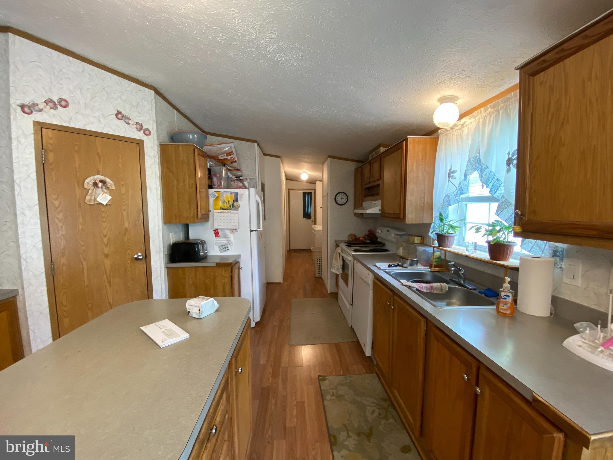 MARYLAND MANOR - Residential