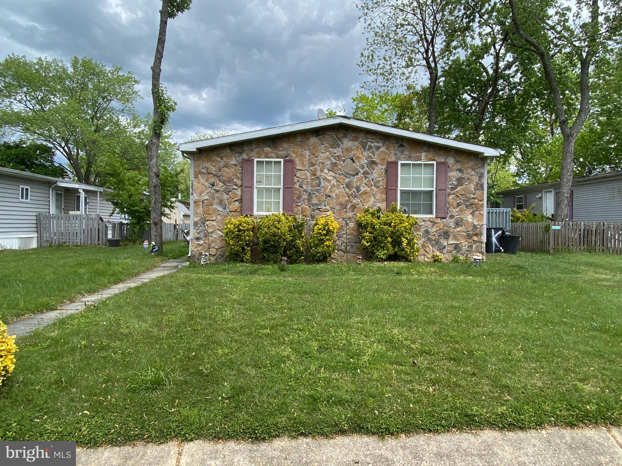 MARYLAND MANOR - Residential